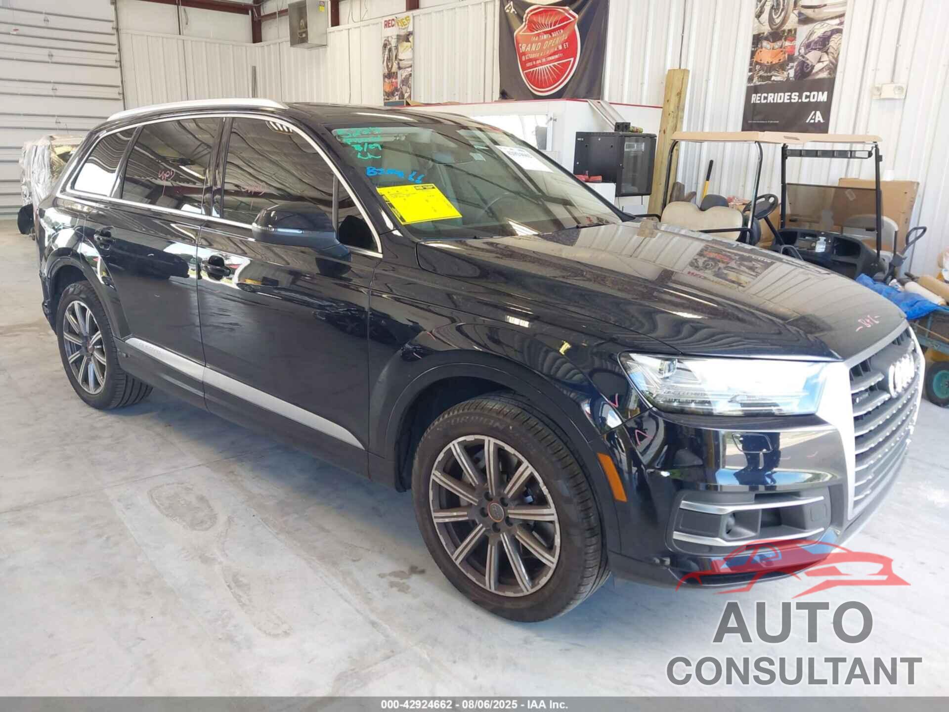 AUDI Q7 2017 - WA1LAAF73HD024392