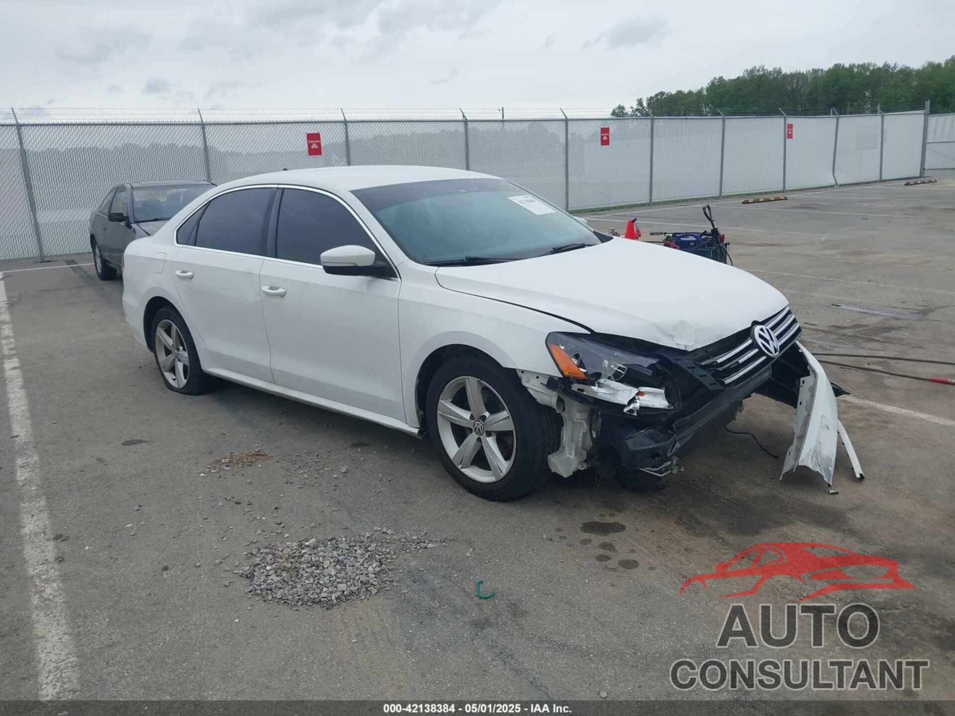 VOLKSWAGEN PASSAT 2013 - 1VWBP7A39DC104767