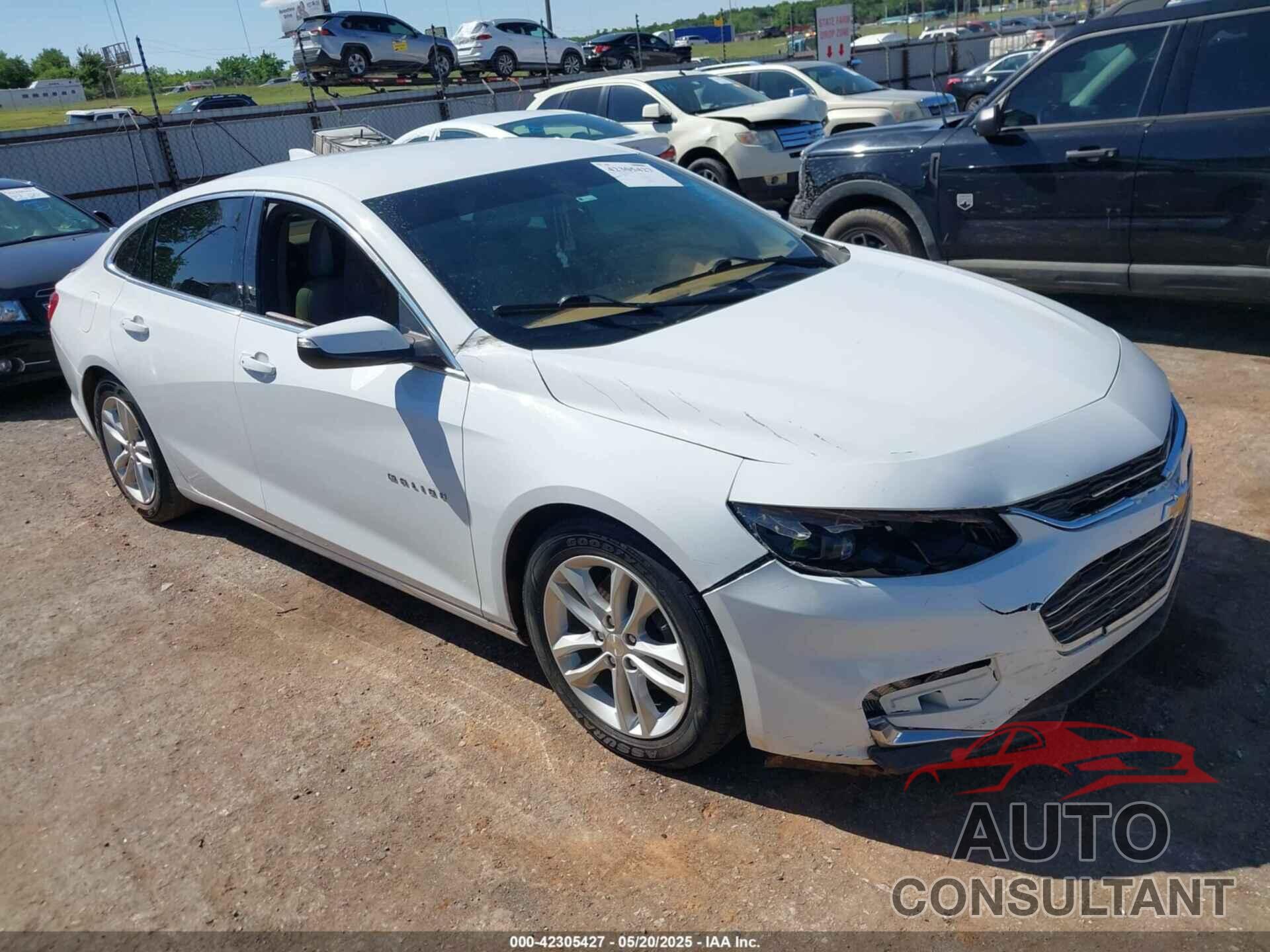CHEVROLET MALIBU 2017 - 1G1ZE5ST9HF104694