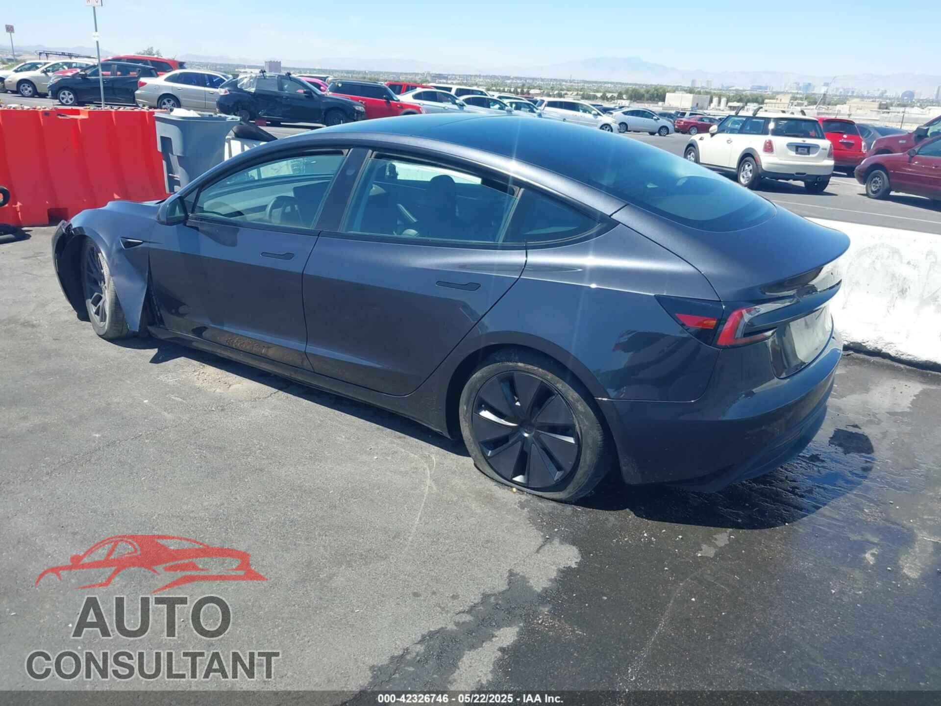 TESLA MODEL 3 2024 - 5YJ3E1EA1RF782328