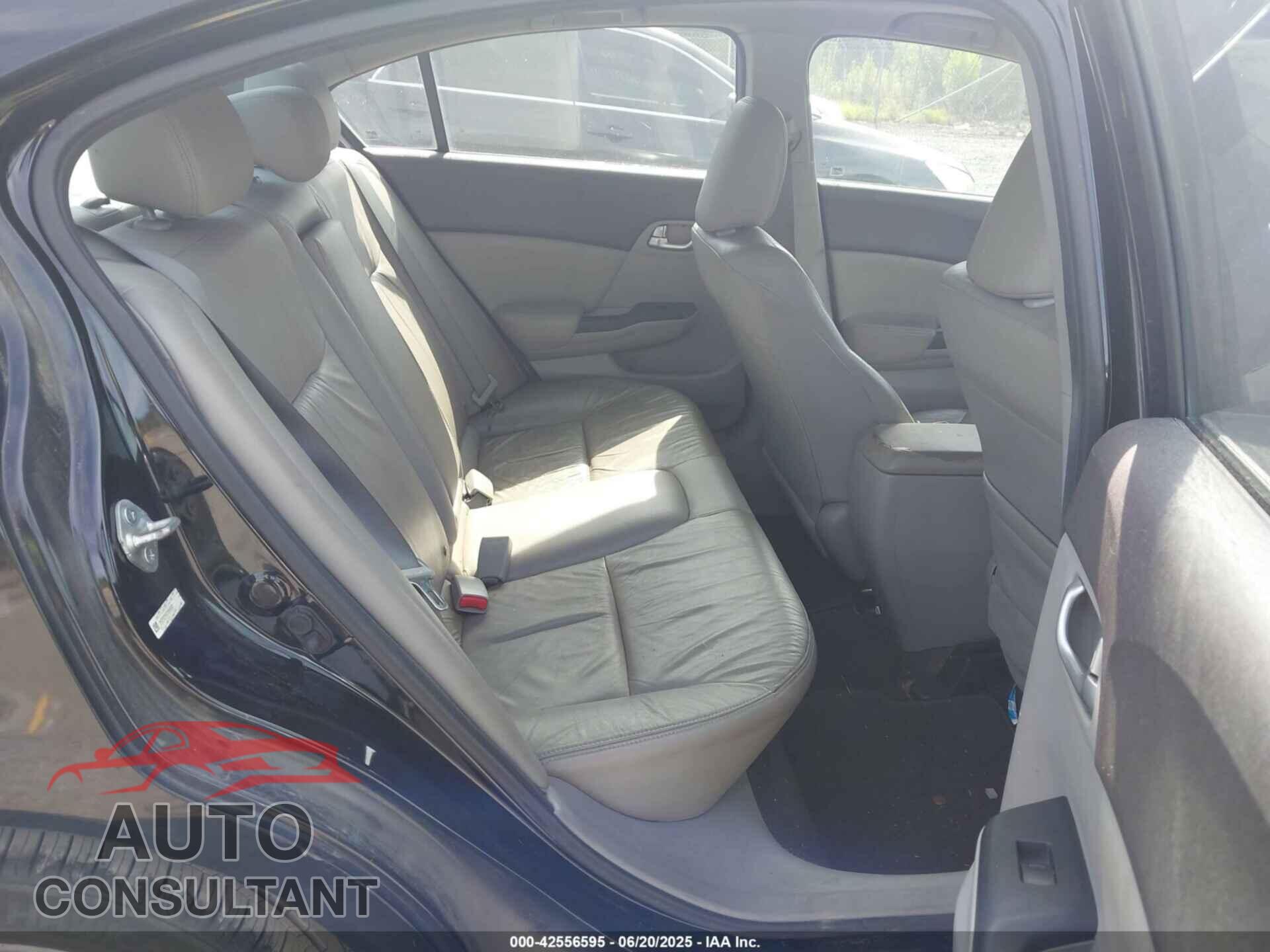 HONDA CIVIC 2012 - 2HGFB2F90CH545901