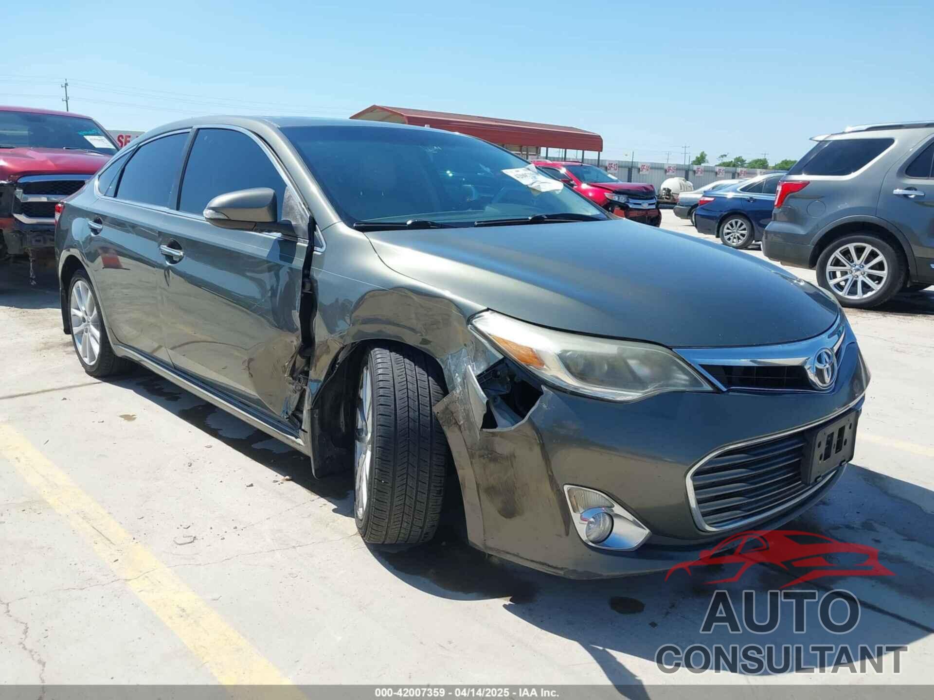 TOYOTA AVALON 2013 - 4T1BK1EB8DU075011