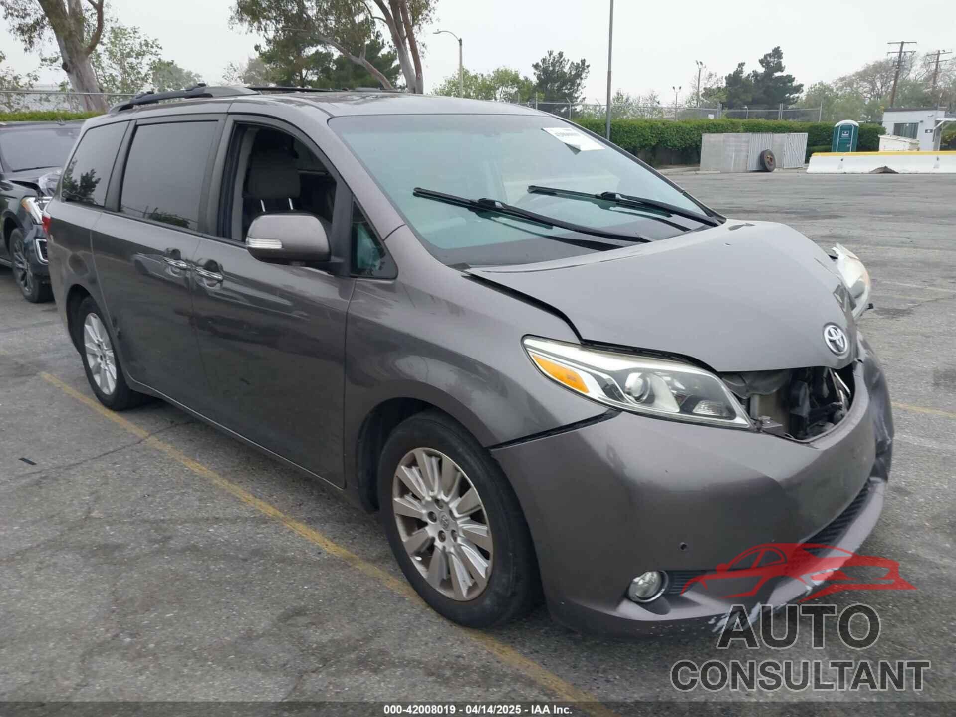 TOYOTA SIENNA 2015 - 5TDYK3DC8FS662336