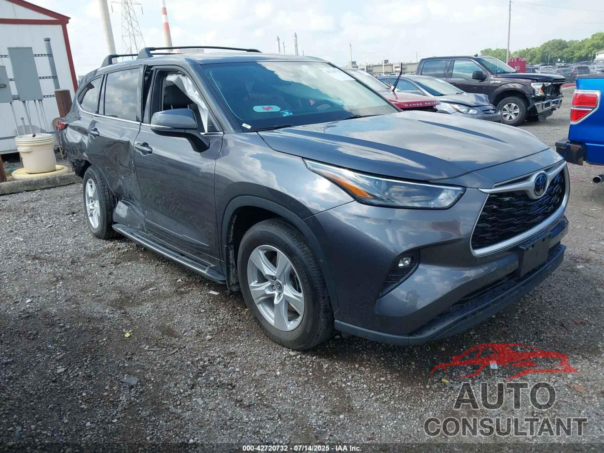 TOYOTA HIGHLANDER 2022 - 5TDBZRBH0NS571742