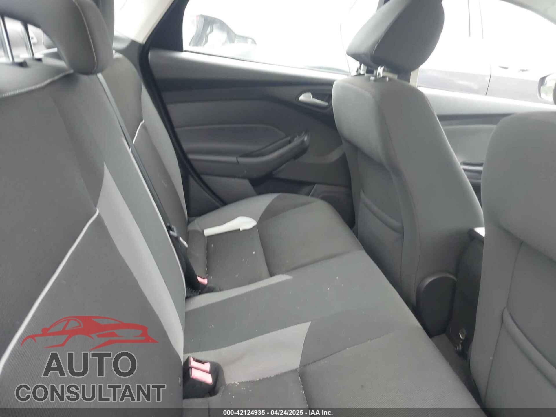 FORD FOCUS 2014 - 1FADP3F28EL194263