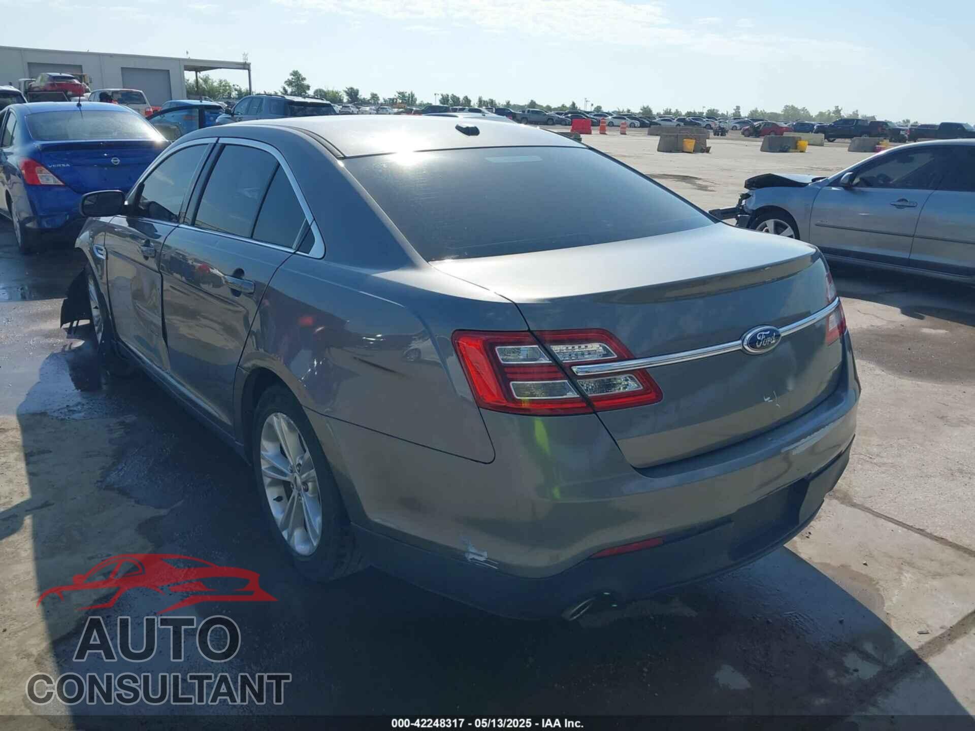 FORD TAURUS 2013 - 1FAHP2E80DG235672