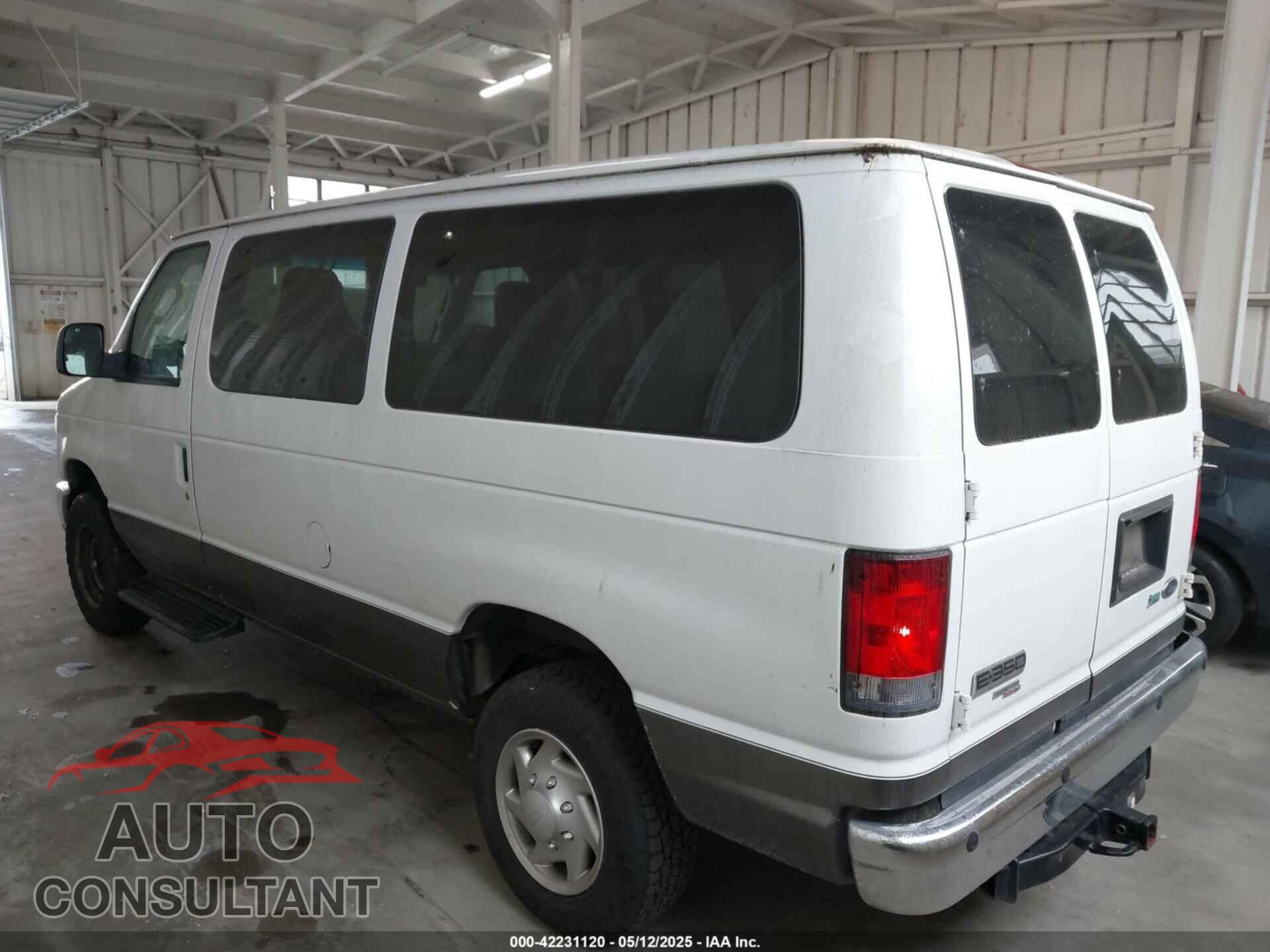 FORD E-350 SUPER DUTY 2014 - 1FBNE3BL9EDB01008