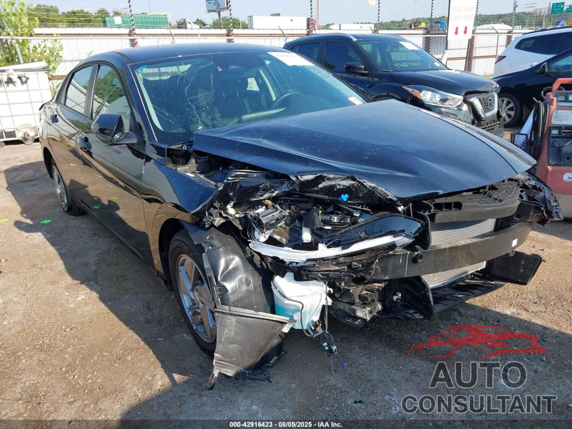 HYUNDAI ELANTRA 2025 - KMHLL4DG6SU040951