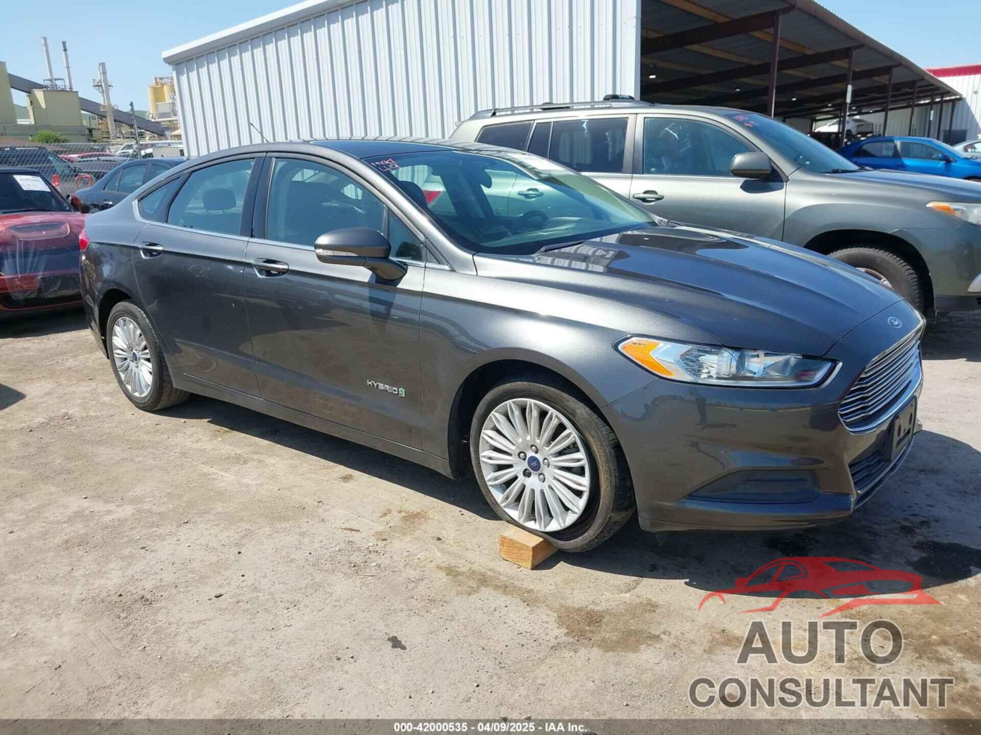FORD FUSION HYBRID 2016 - 3FA6P0LU9GR405097