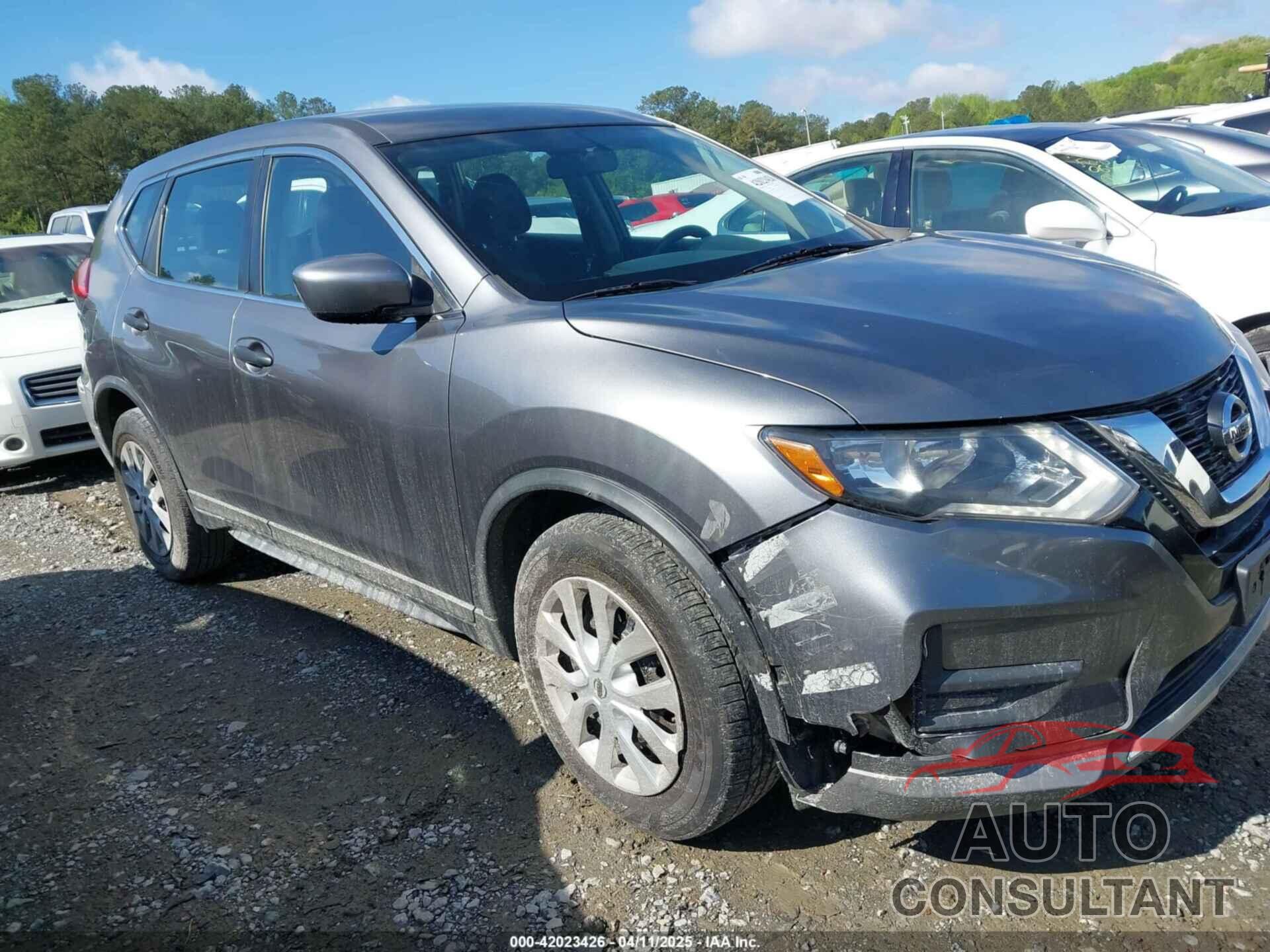 NISSAN ROGUE 2017 - KNMAT2MT7HP569944