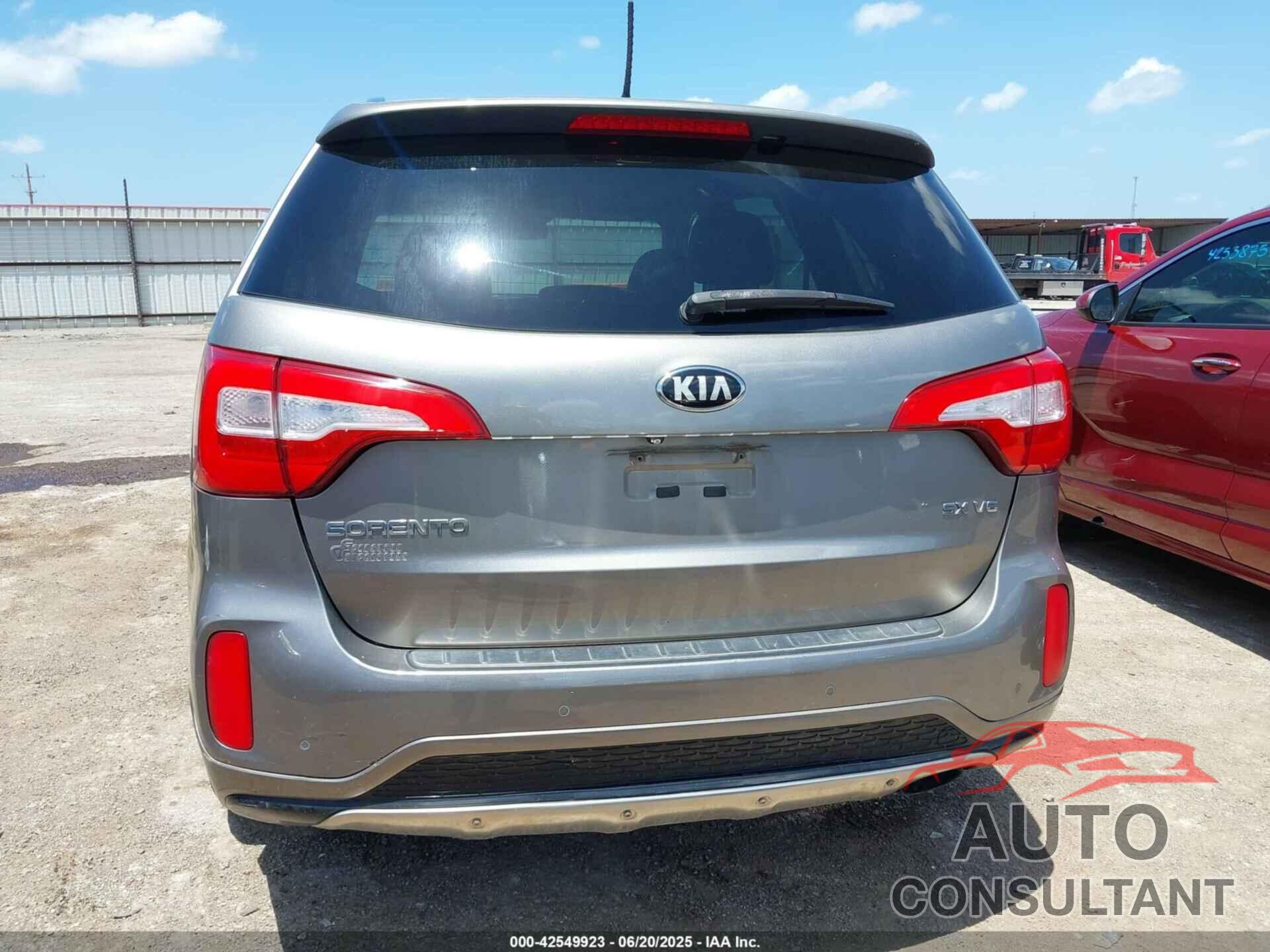KIA SORENTO 2015 - 5XYKW4A71FG633975