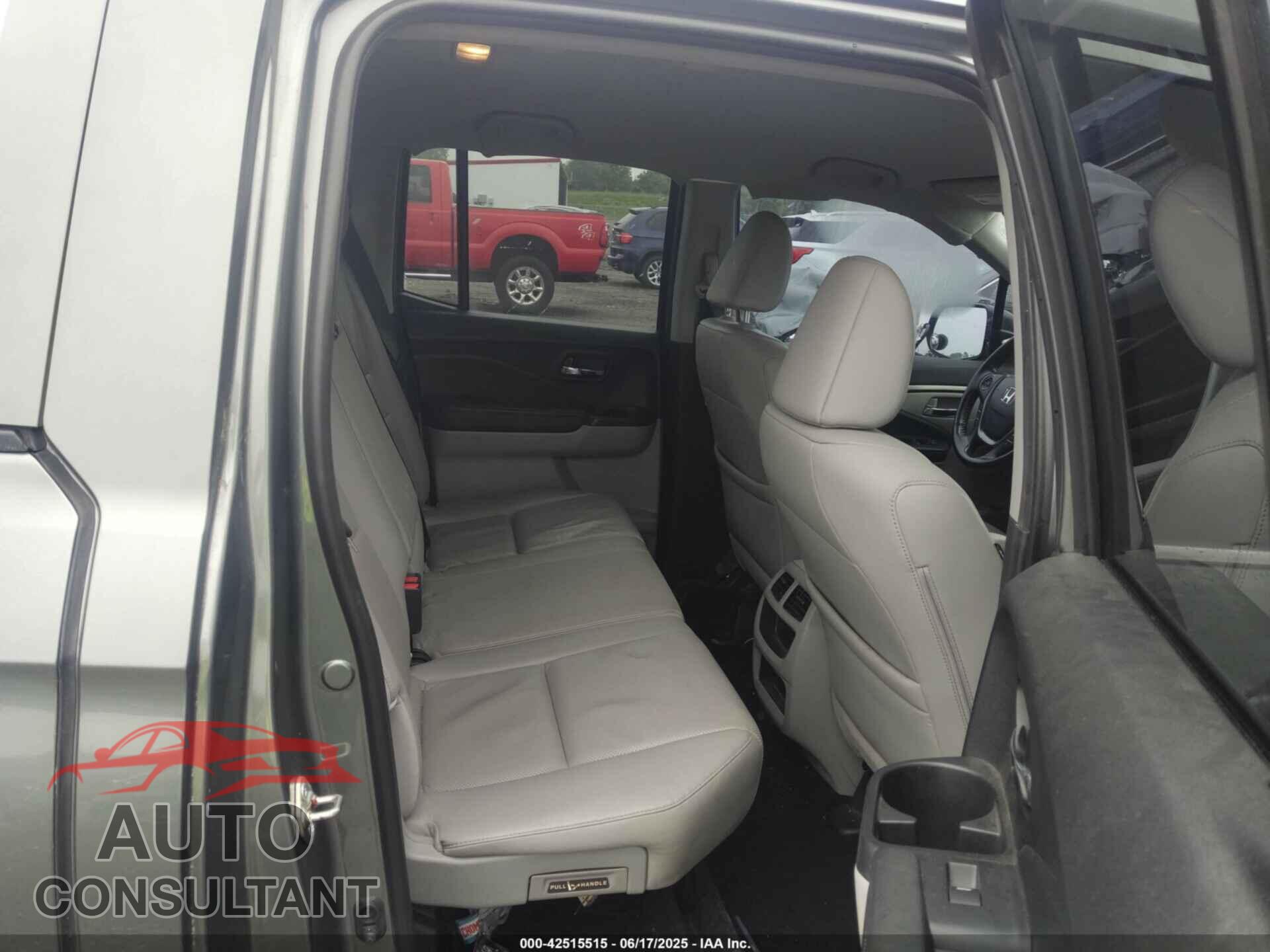 HONDA RIDGELINE 2017 - 5FPYK3F58HB006571