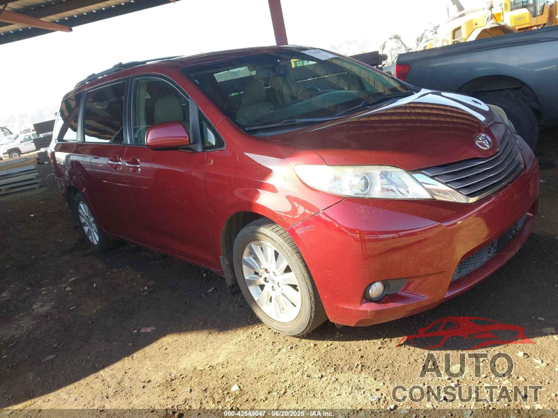 TOYOTA SIENNA 2015 - 5TDDK3DC1FS107467