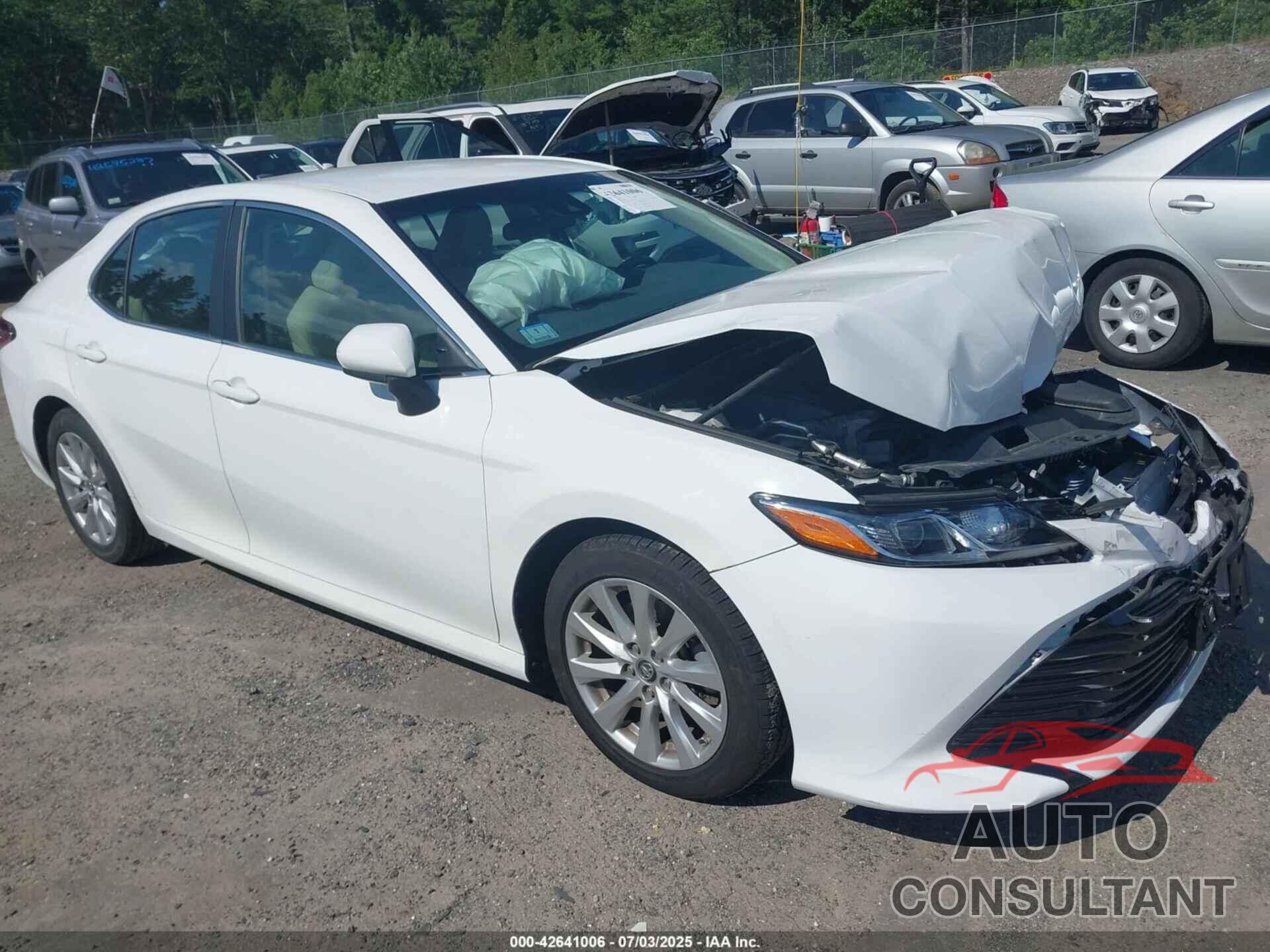 TOYOTA CAMRY 2018 - 4T1B11HK6JU531050