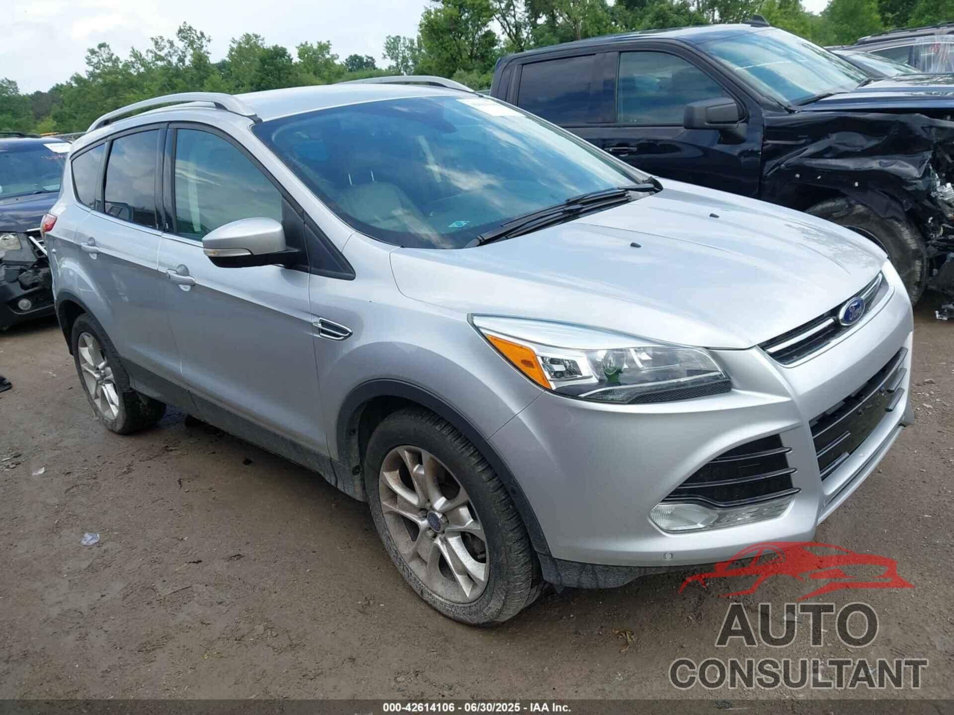 FORD ESCAPE 2016 - 1FMCU9J95GUB93585