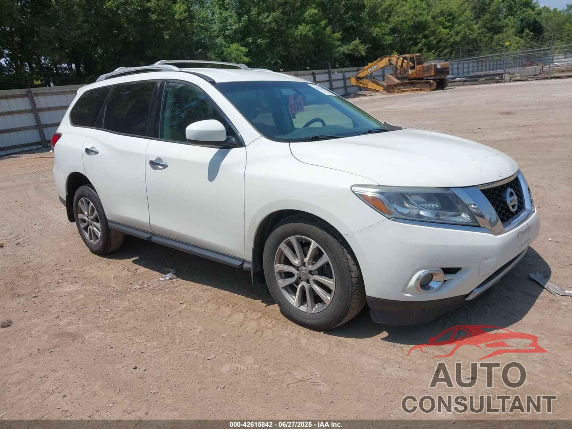 NISSAN PATHFINDER 2015 - 5N1AR2MN2FL709477