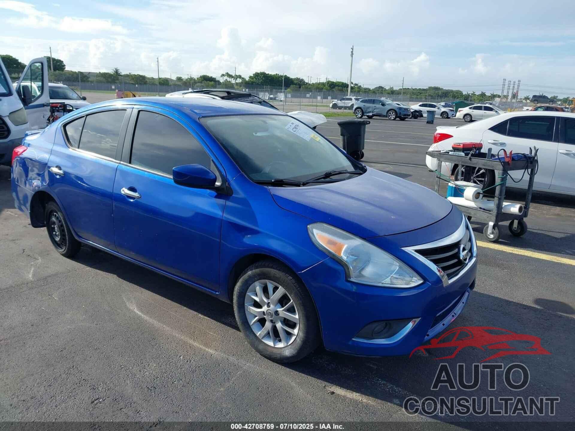 NISSAN VERSA 2017 - 3N1CN7AP5HL828453