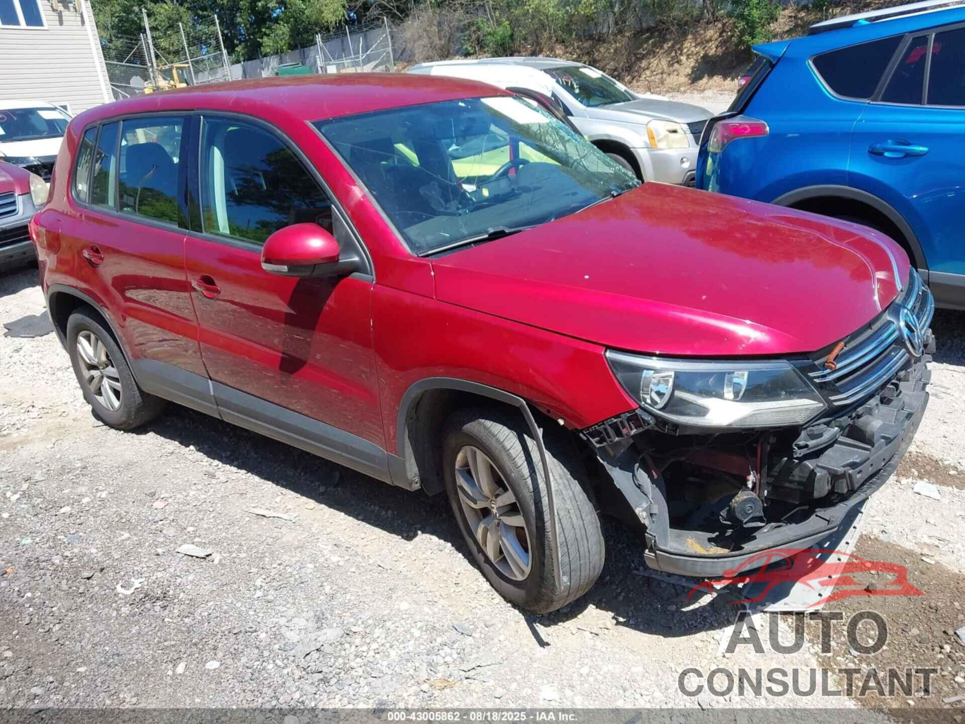 VOLKSWAGEN TIGUAN 2012 - WVGBV7AX4CW006282