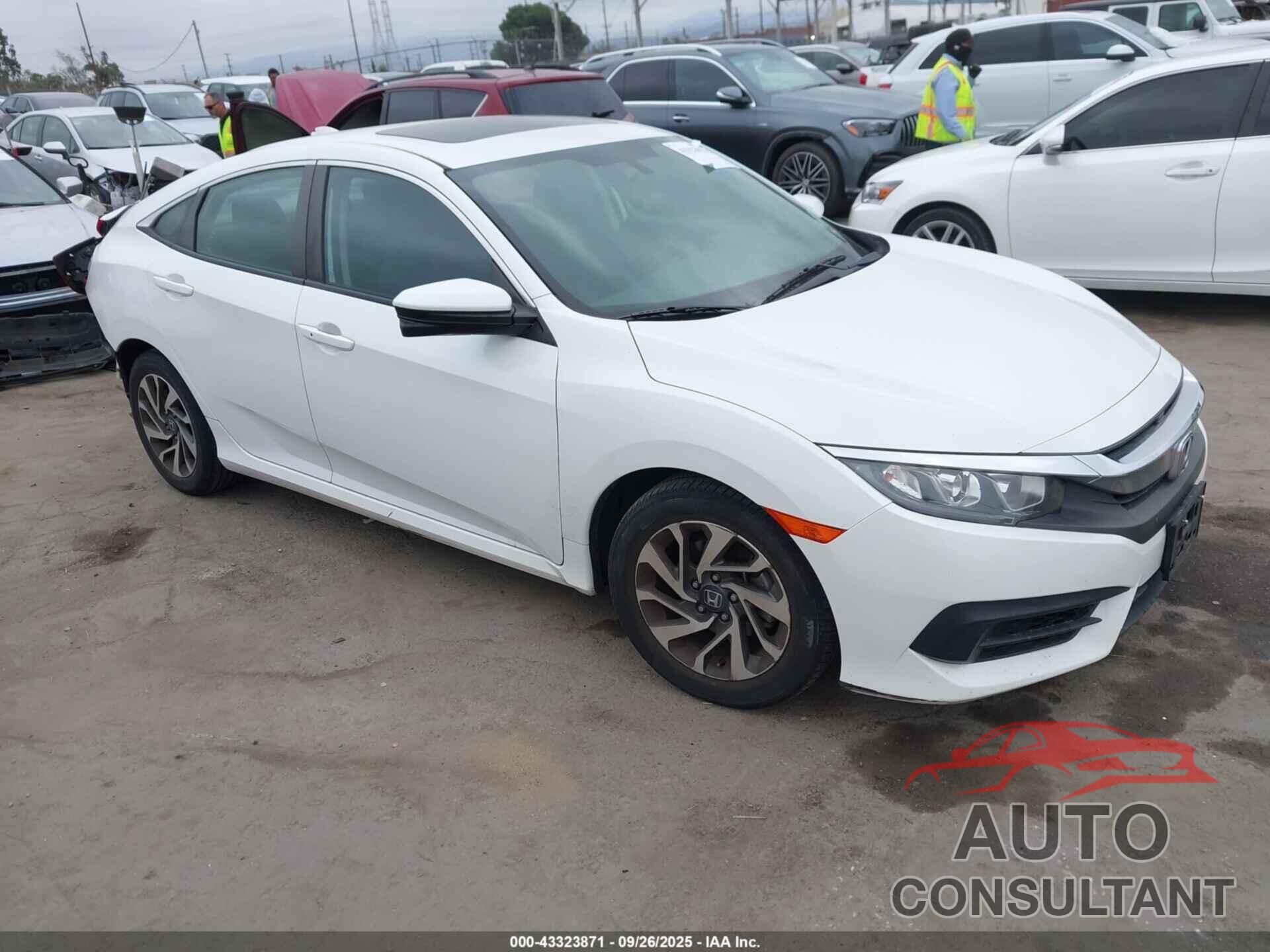 HONDA CIVIC 2018 - 2HGFC2F70JH513863