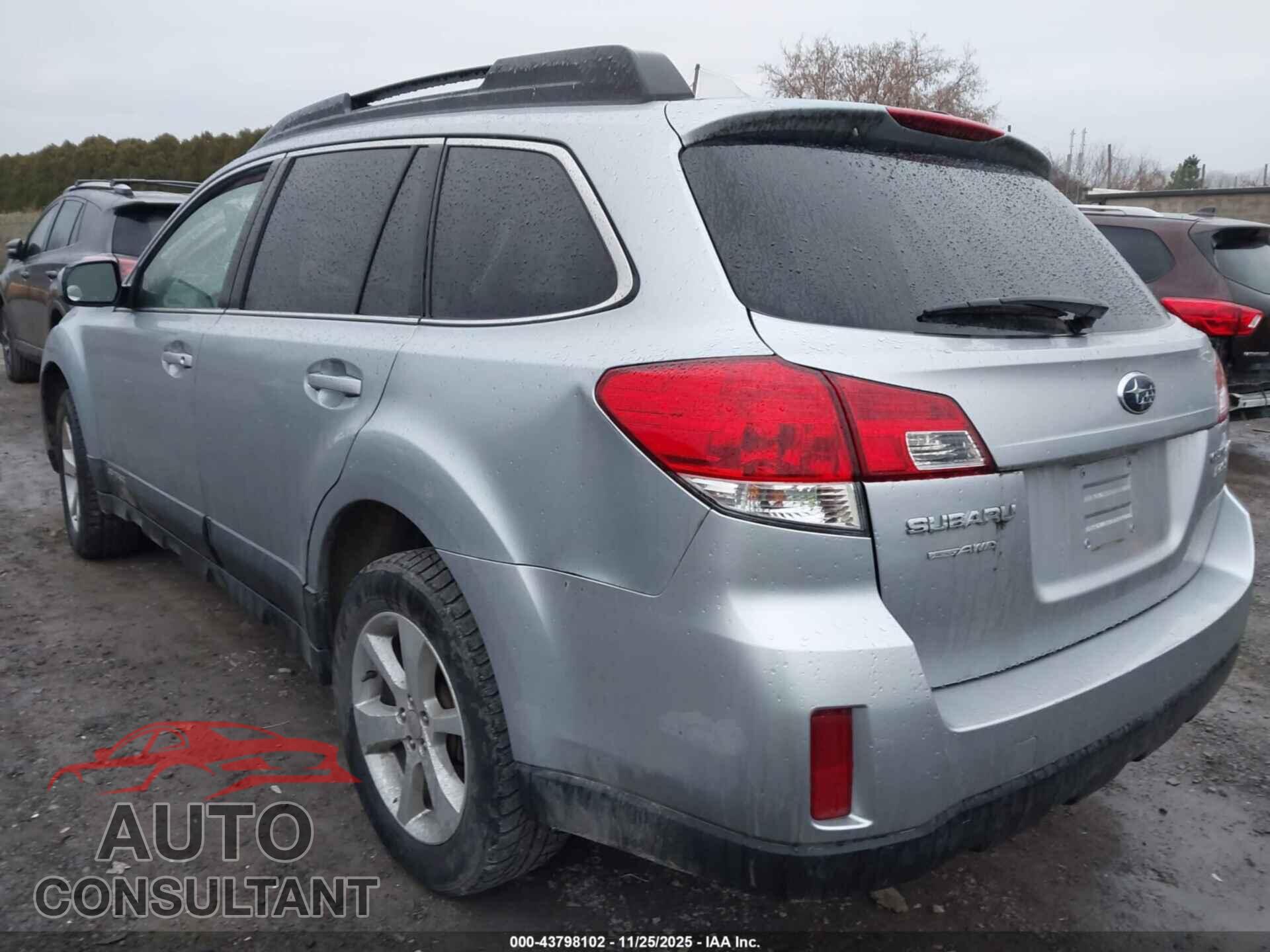 SUBARU OUTBACK 2013 - 4S4BRBCC5D3276206