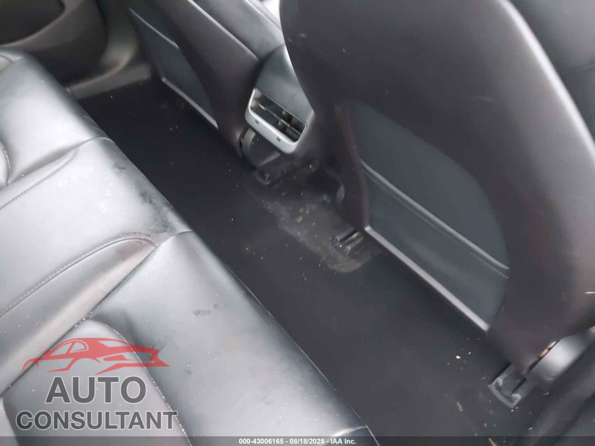 TESLA MODEL 3 2019 - 5YJ3E1EB0KF211069