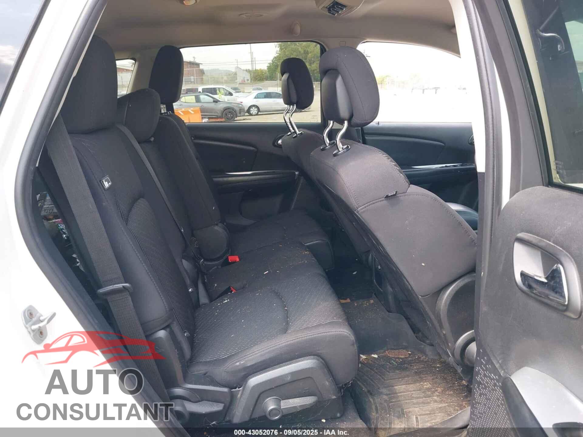 DODGE JOURNEY 2012 - 3C4PDCBG6CT371413