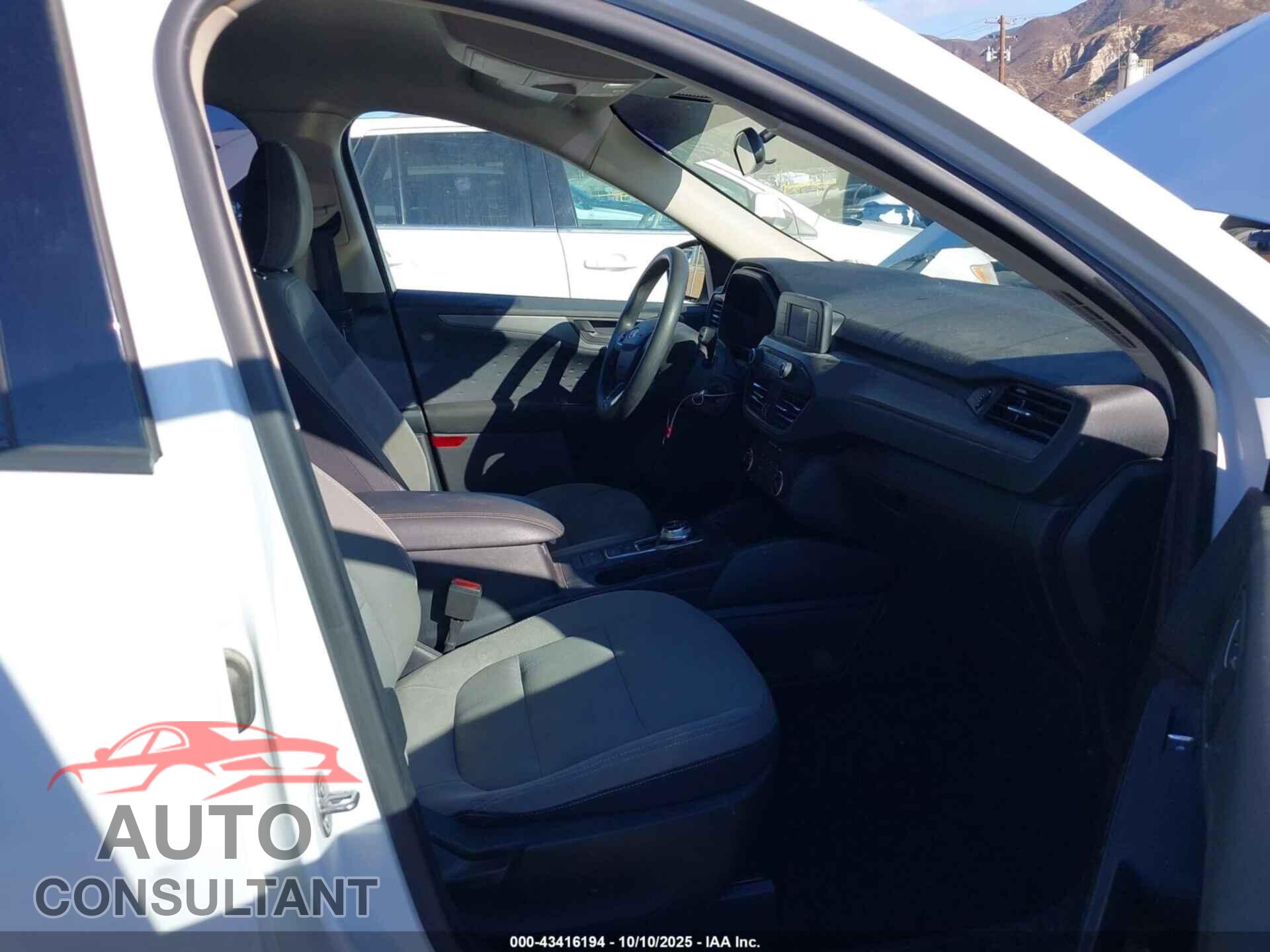 FORD ESCAPE 2020 - 1FMCU0F62LUA35581