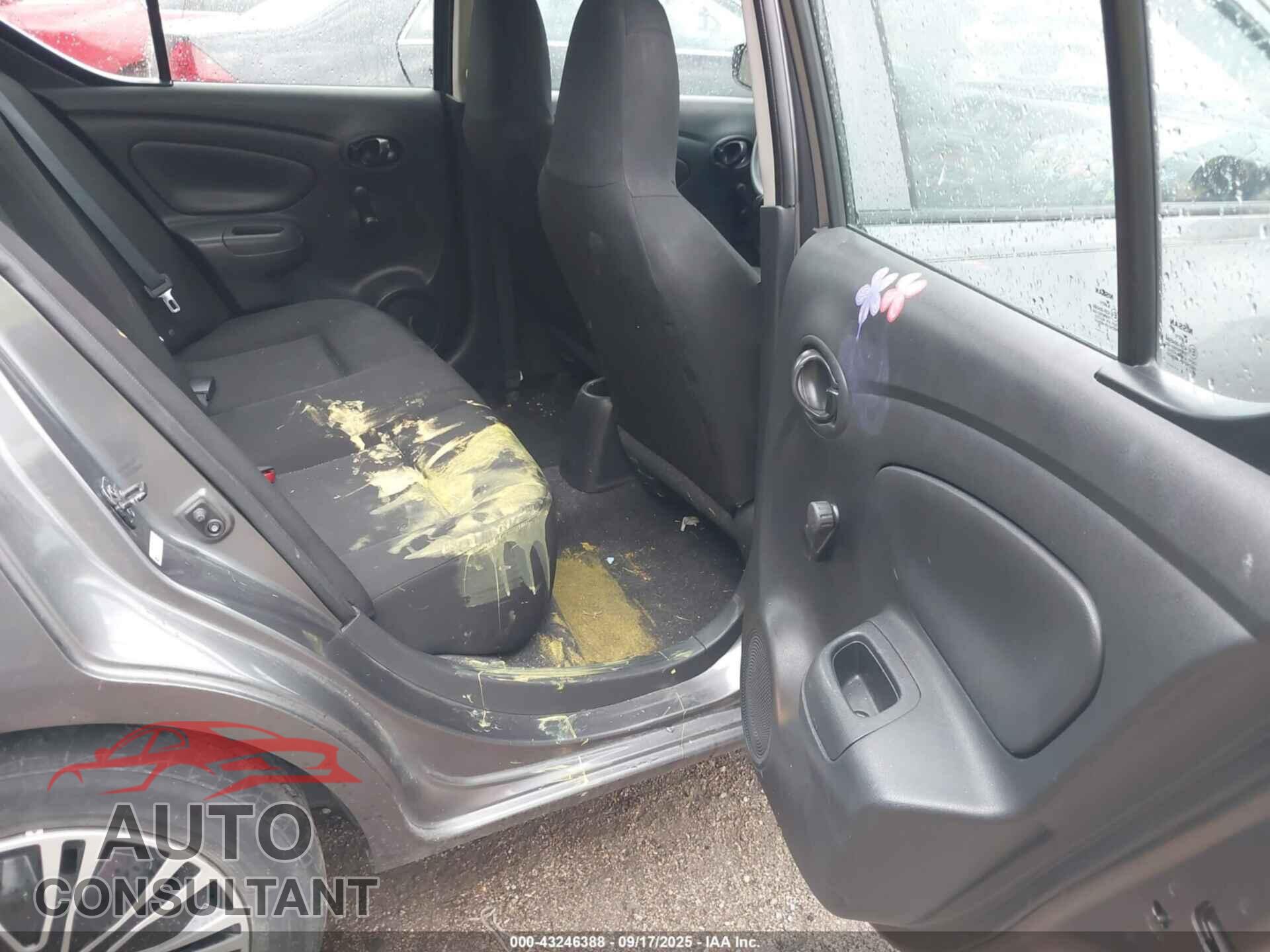 NISSAN VERSA 2017 - 3N1CN7AP3HL804944