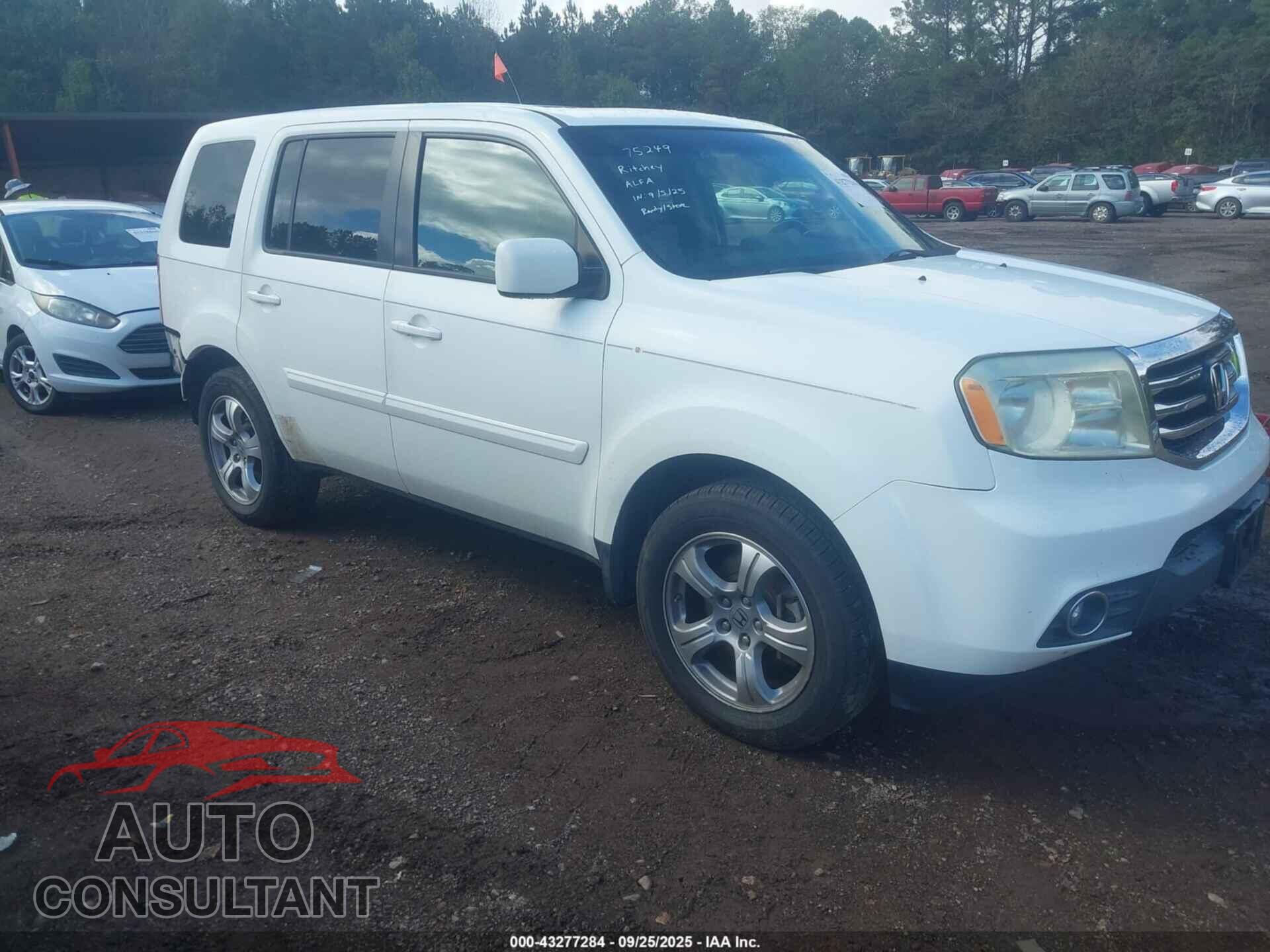 HONDA PILOT 2013 - 5FNYF3H55DB013627