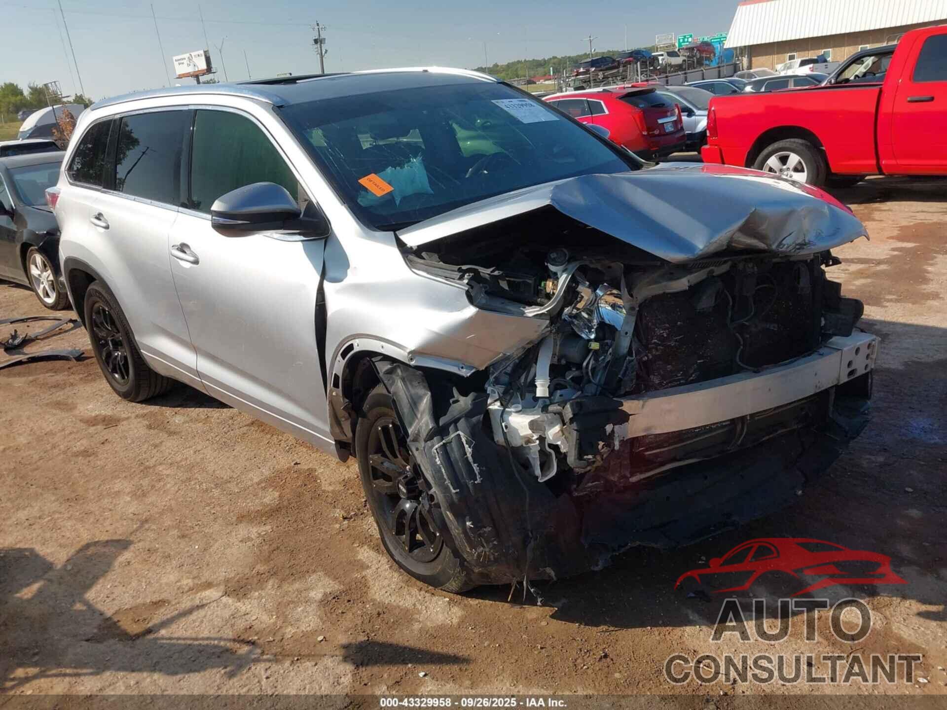 TOYOTA HIGHLANDER 2015 - 5TDKKRFH9FS052284