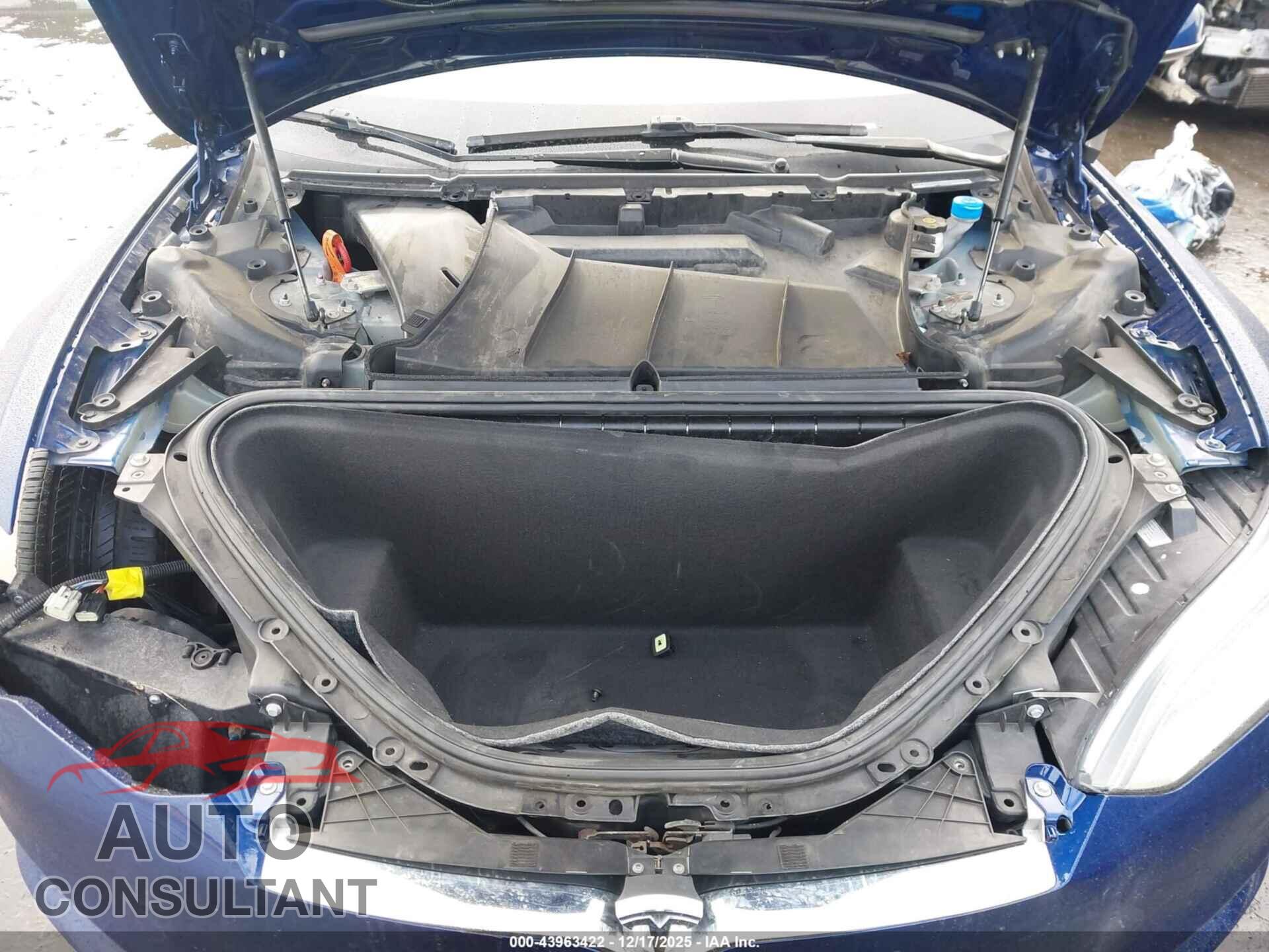 TESLA MODEL S 2017 - 5YJSA1E2XHF202430