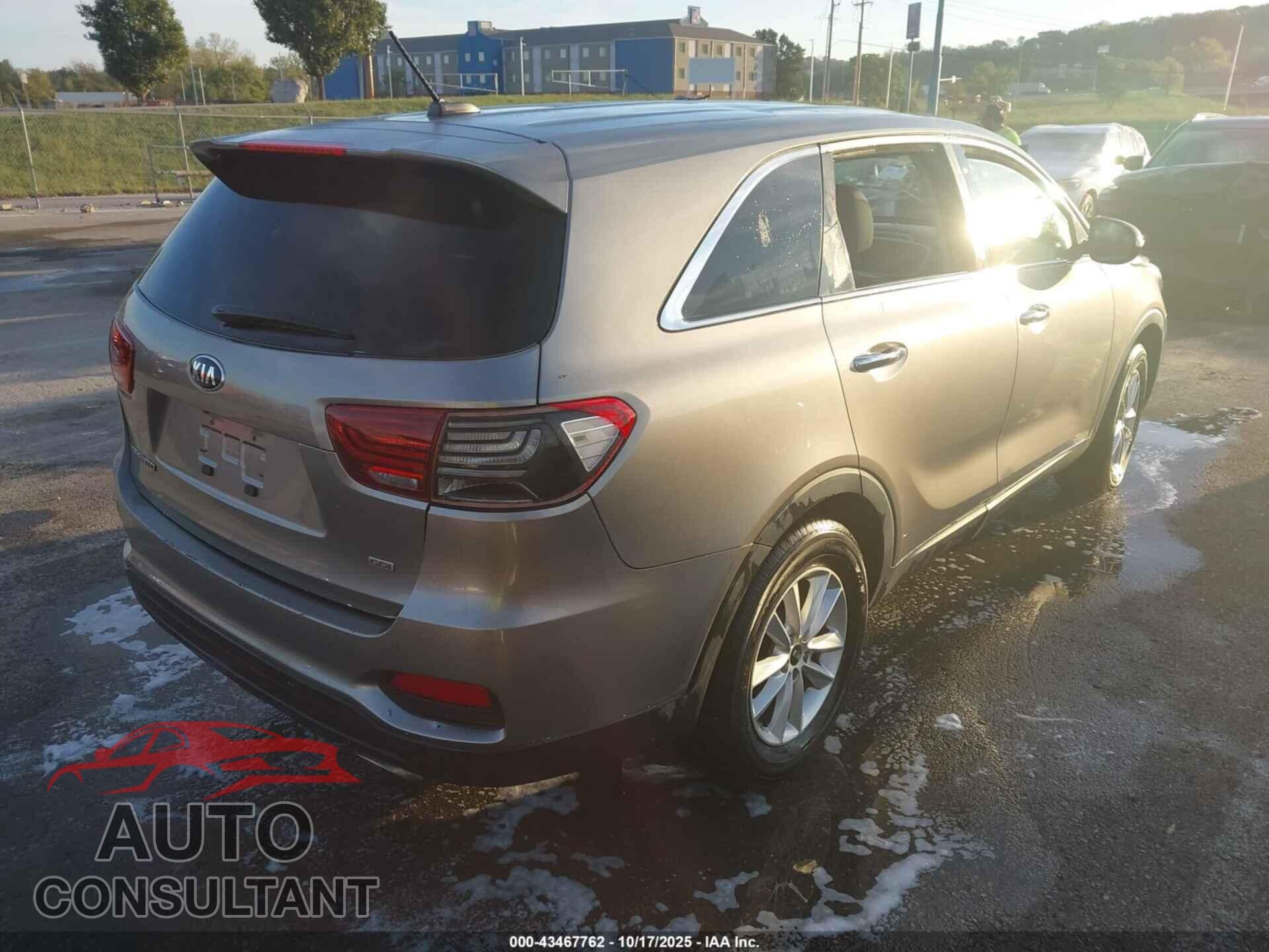 KIA SORENTO 2019 - 5XYPG4A35KG459483