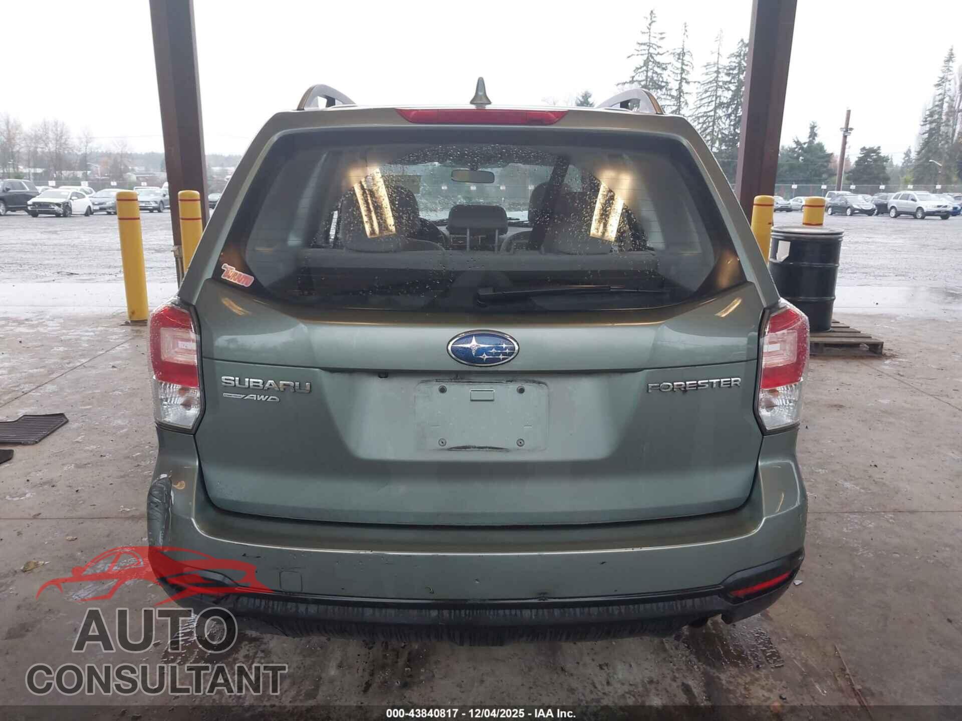 SUBARU FORESTER 2018 - JF2SJABC4JH430623