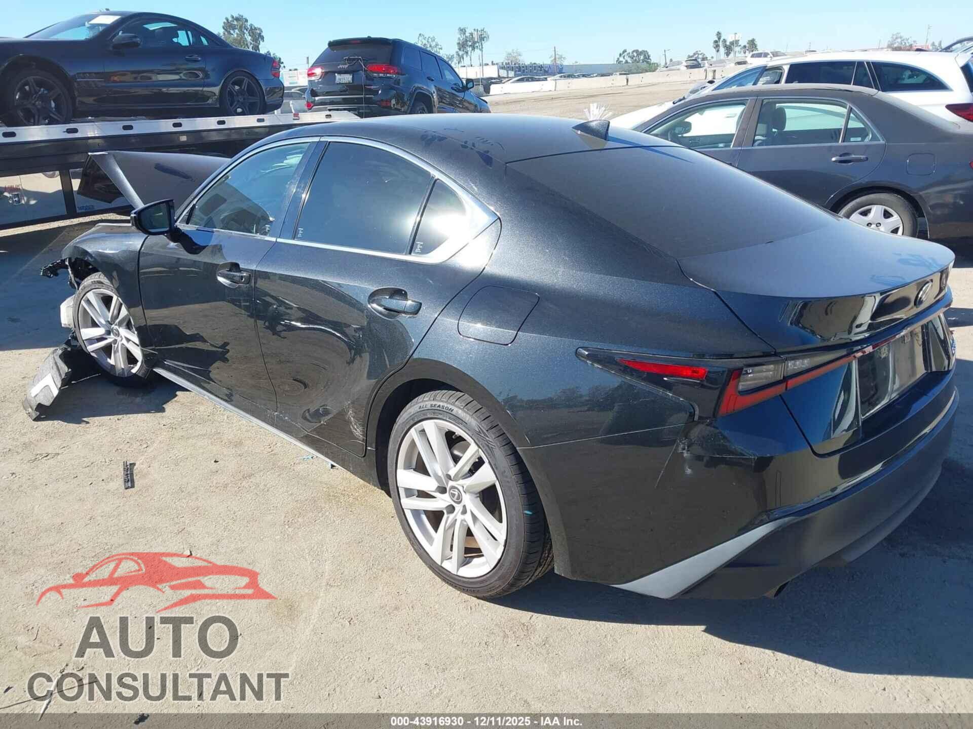 LEXUS IS 300 2021 - JTHAA1D2XM5110175