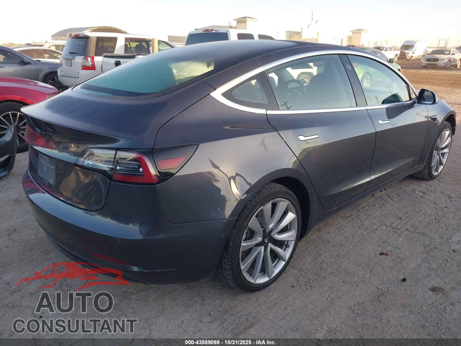 TESLA MODEL 3 2018 - 5YJ3E1EA1JF154869