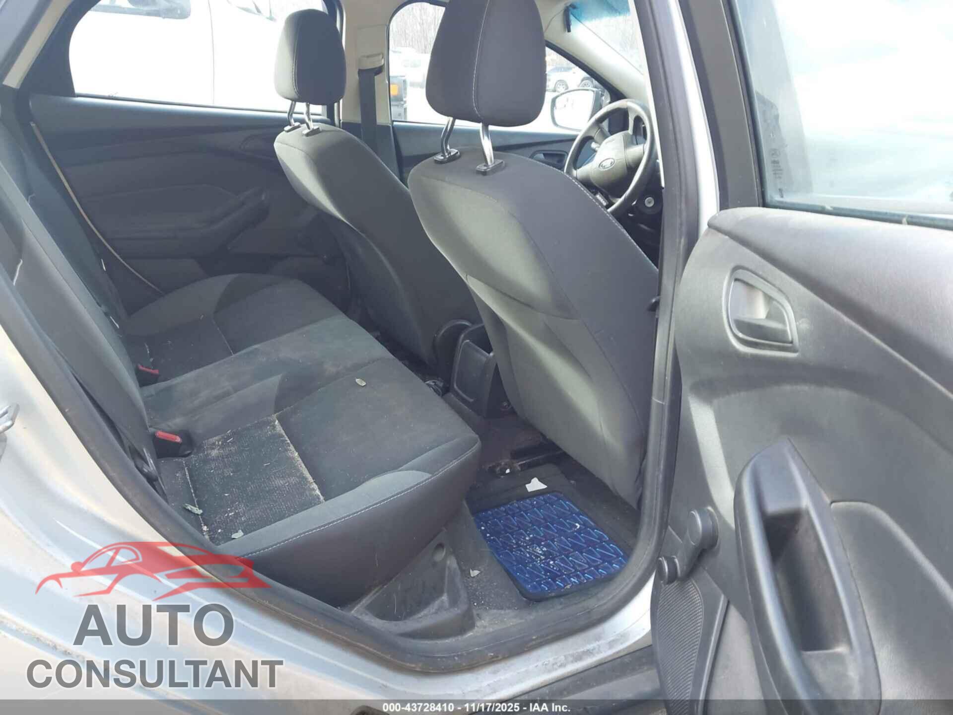 FORD FOCUS 2012 - 1FAHP3E28CL126870