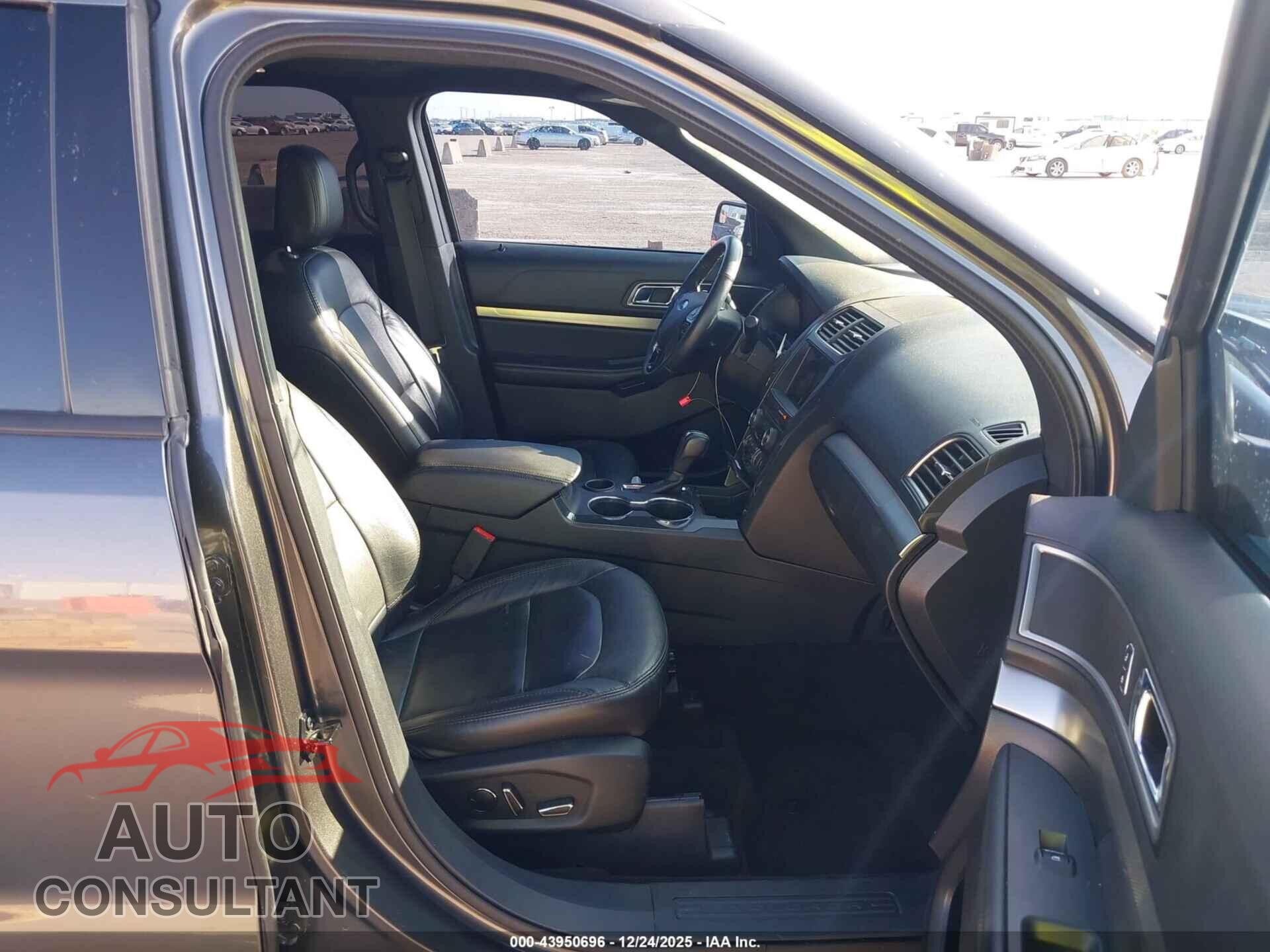 FORD EXPLORER 2018 - 1FM5K7DH2JGB17057