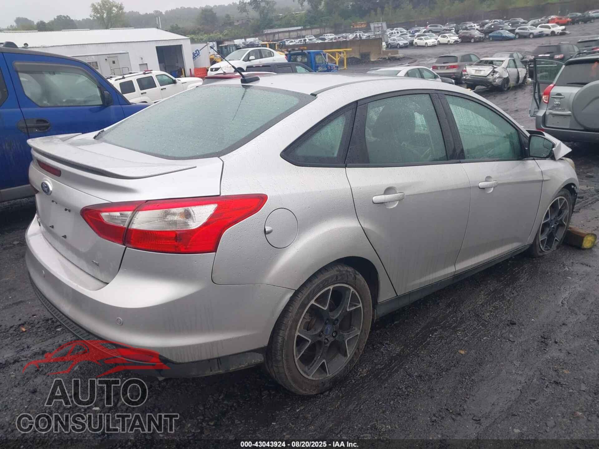 FORD FOCUS 2013 - 1FADP3F25DL305172