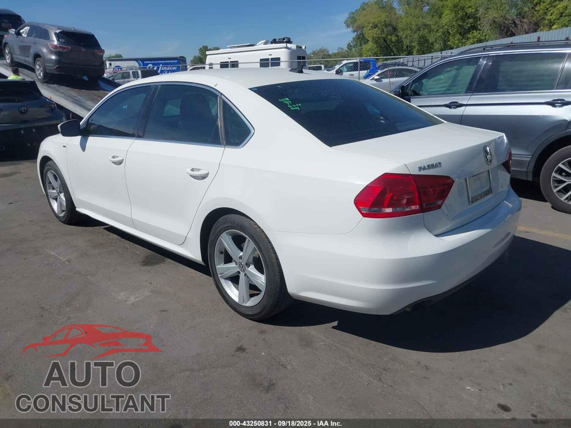 VOLKSWAGEN PASSAT 2014 - 1VWAS7A35EC025477