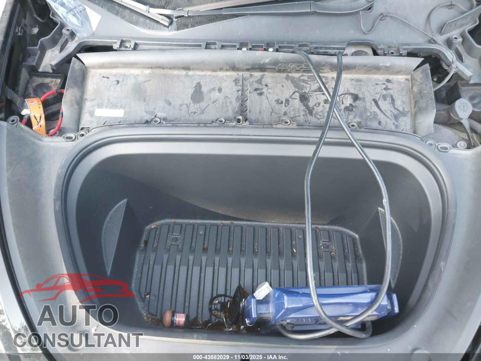 TESLA MODEL 3 2020 - 5YJ3E1EA2LF738331