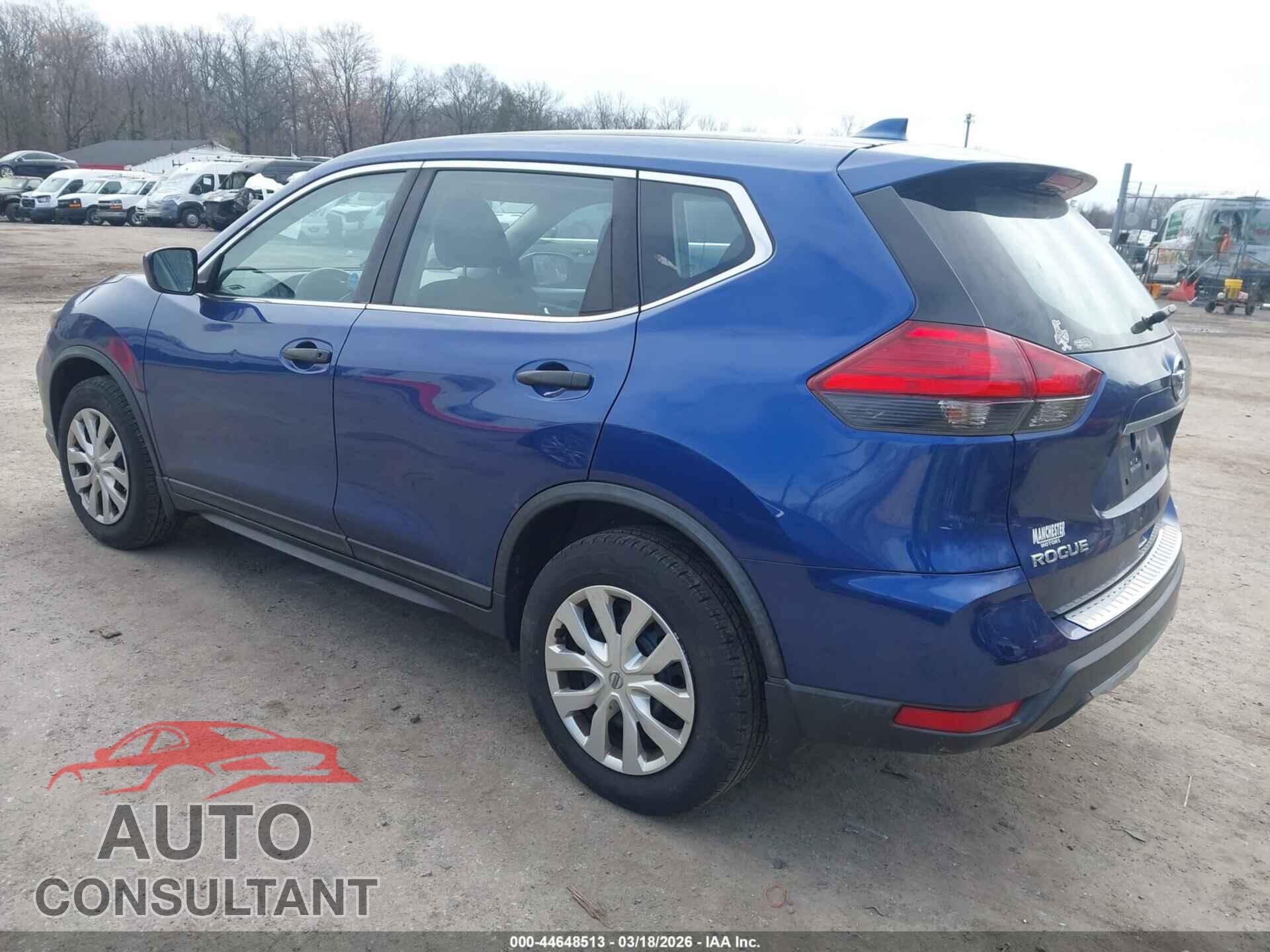 NISSAN ROGUE 2017 - KNMAT2MV2HP528395
