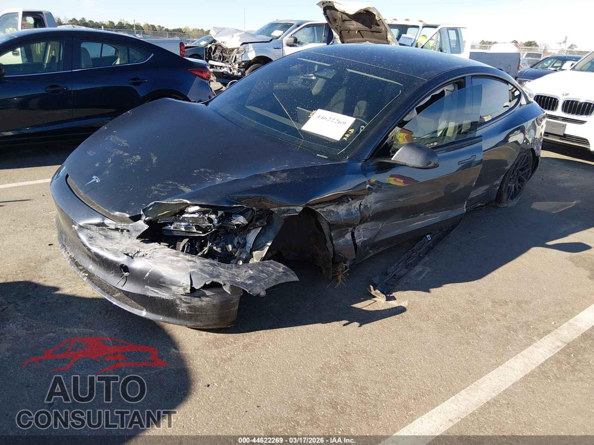 TESLA MODEL 3 2024 - 5YJ3E1EA6RF736171