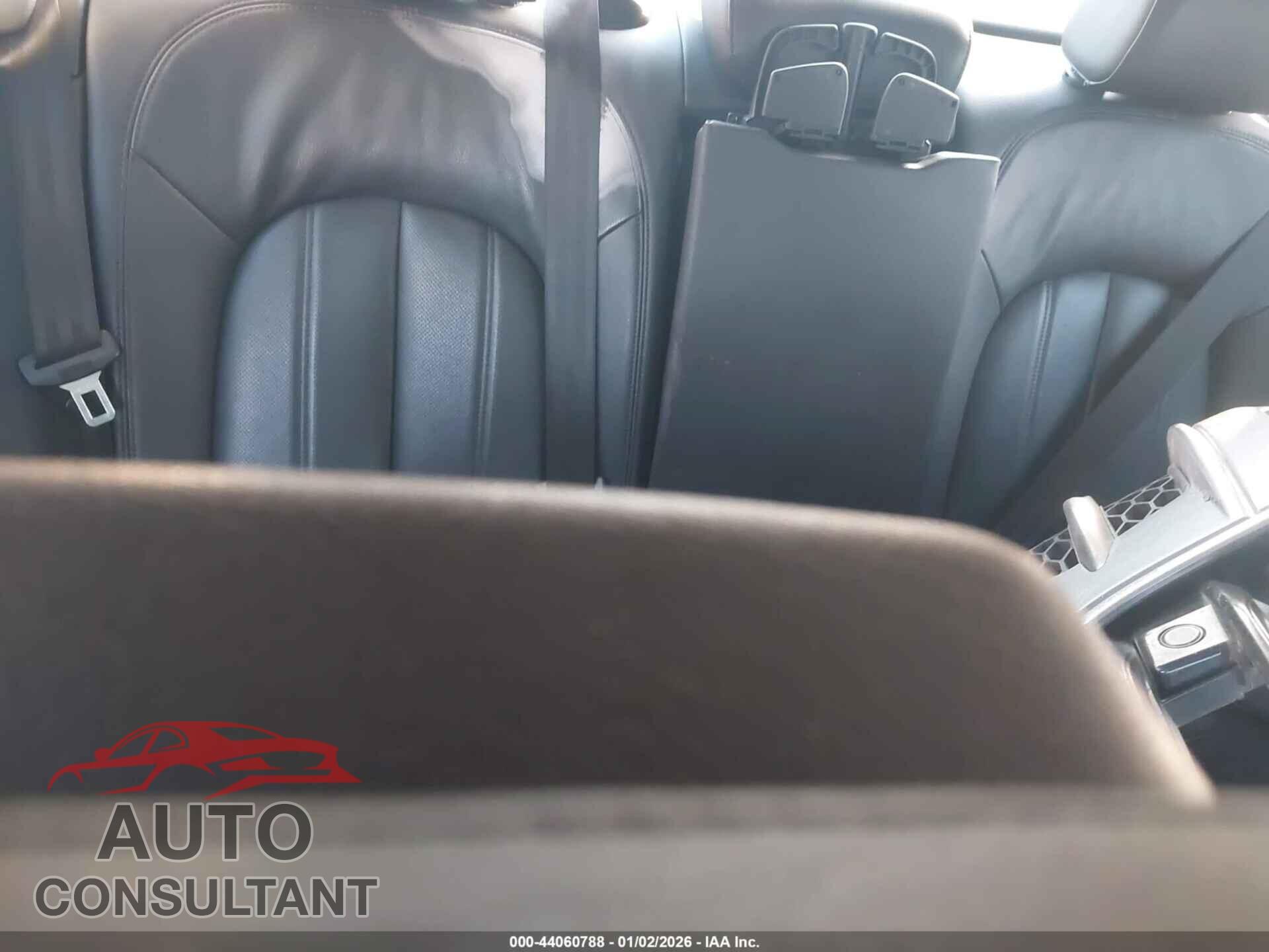 AUDI A6 2012 - WAUBGAFC8CN005172