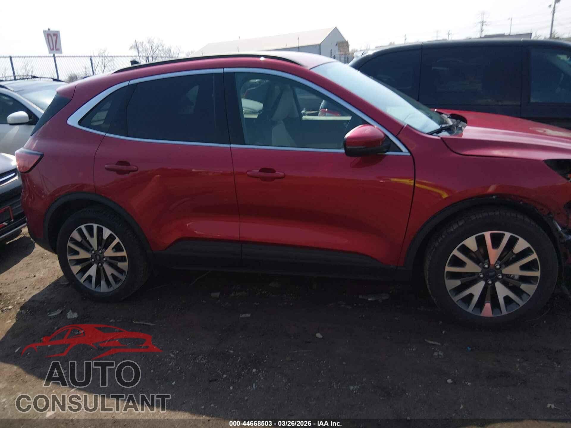 FORD ESCAPE 2020 - 1FMCU9J99LUA09209