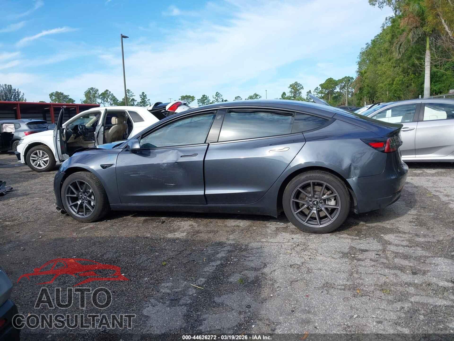 TESLA MODEL 3 2023 - 5YJ3E1EA2PF651437