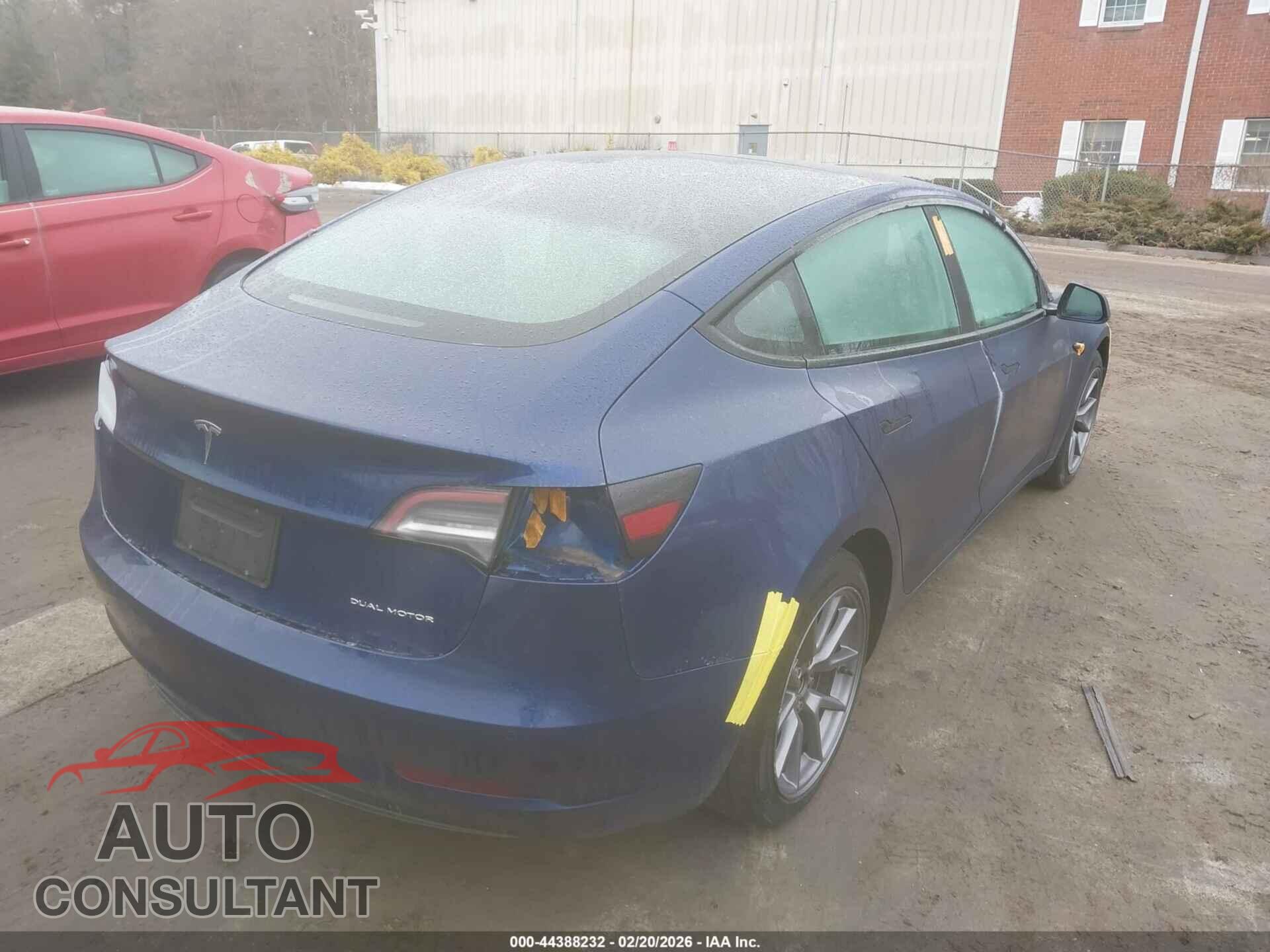 TESLA MODEL 3 2021 - 5YJ3E1EB4MF056237