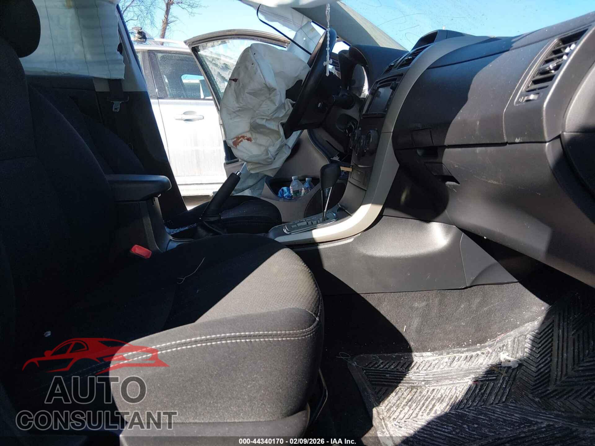 TOYOTA COROLLA 2013 - 2T1BU4EEXDC039666
