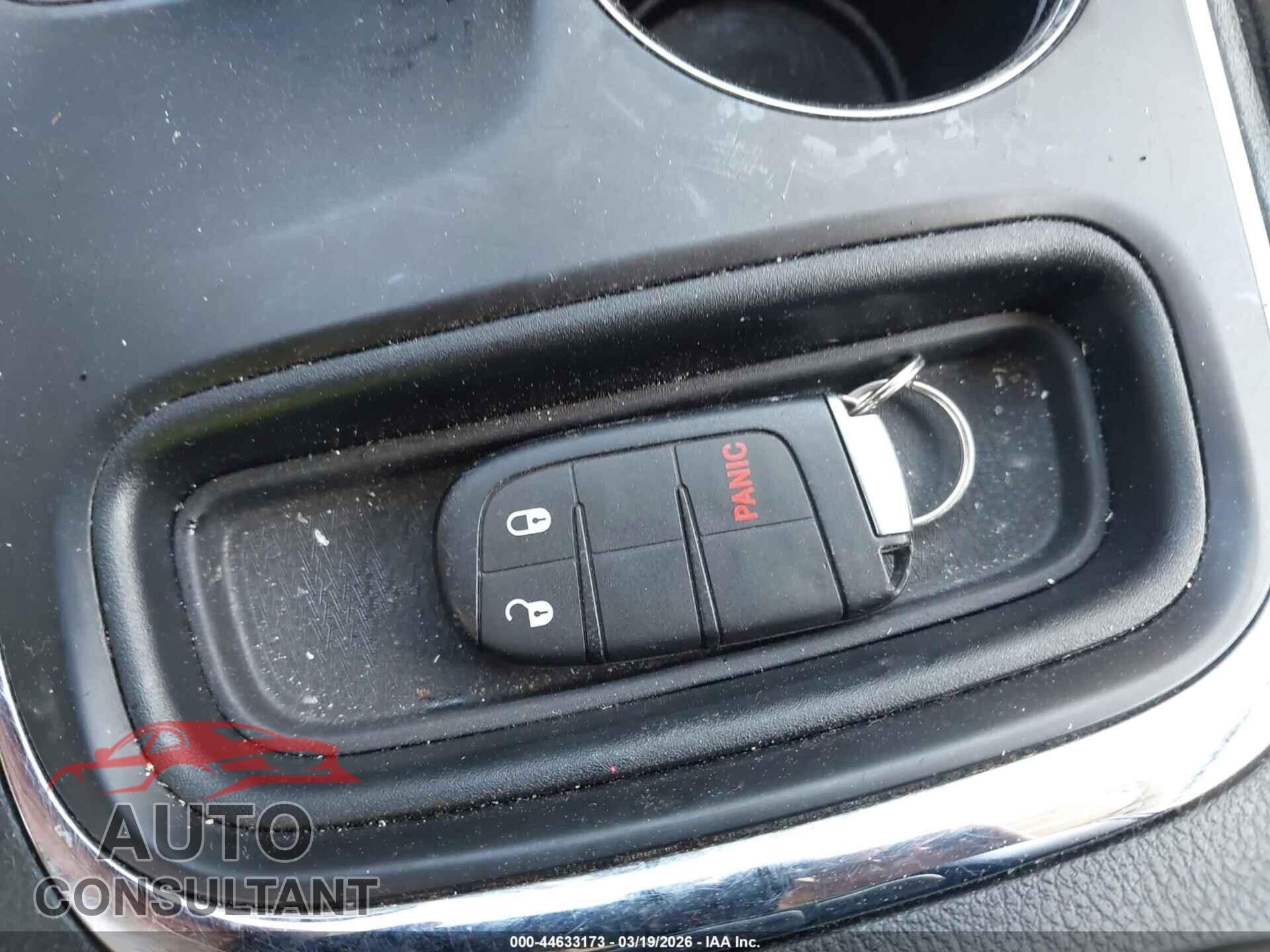 DODGE DURANGO 2015 - 1C4RDJFG5FC801777
