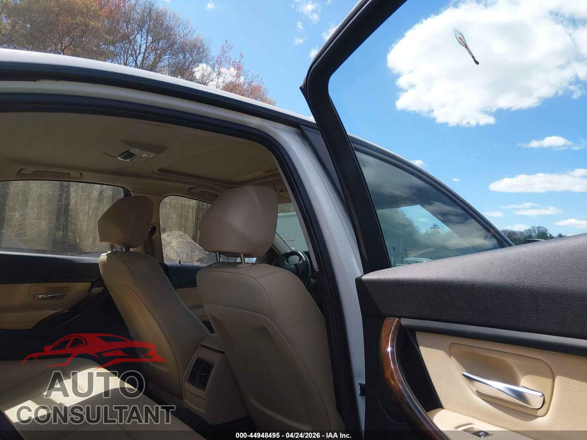 BMW 320I 2017 - WBA8A3C56HK691122