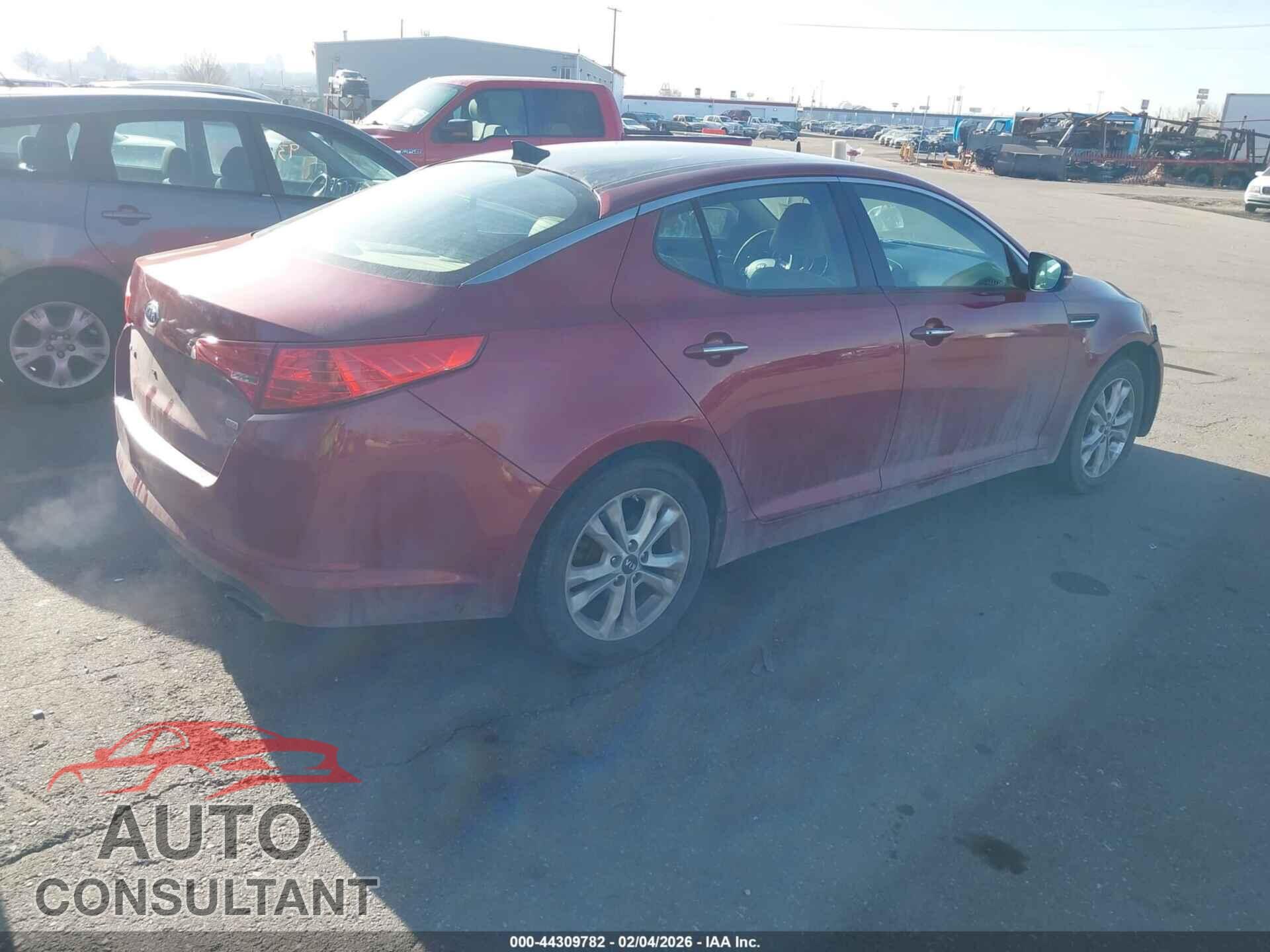 KIA OPTIMA 2011 - KNAGN4A74B5128036